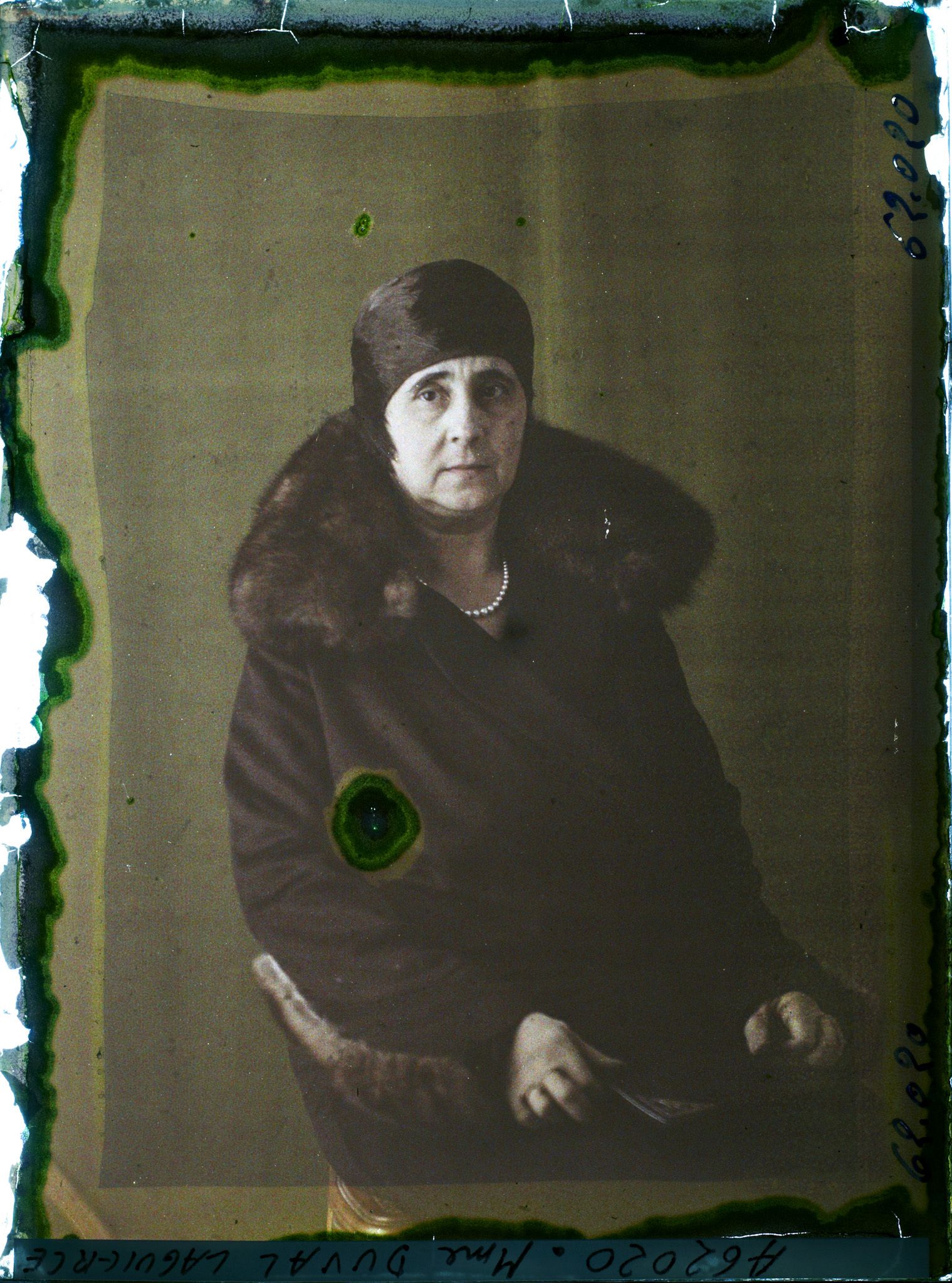 Image représentant https://musee-albert-kahn.s-museum.fr/home/NWQ2OTAwYzNmYjZlZTk1ZWQwODJmMjY4L2dlbmVyaWMtbm90aWNlLXRhYi9hdXRob3JpdHkvNjE3YTc5ZjVjZjhiODk2OGIzMzM3ZDIx/5d6900c3fb6ee95ed082f268/generic-notice-tab/authority/617a79ebcf8b8968b3336c68 Madame Duval de Laguierce