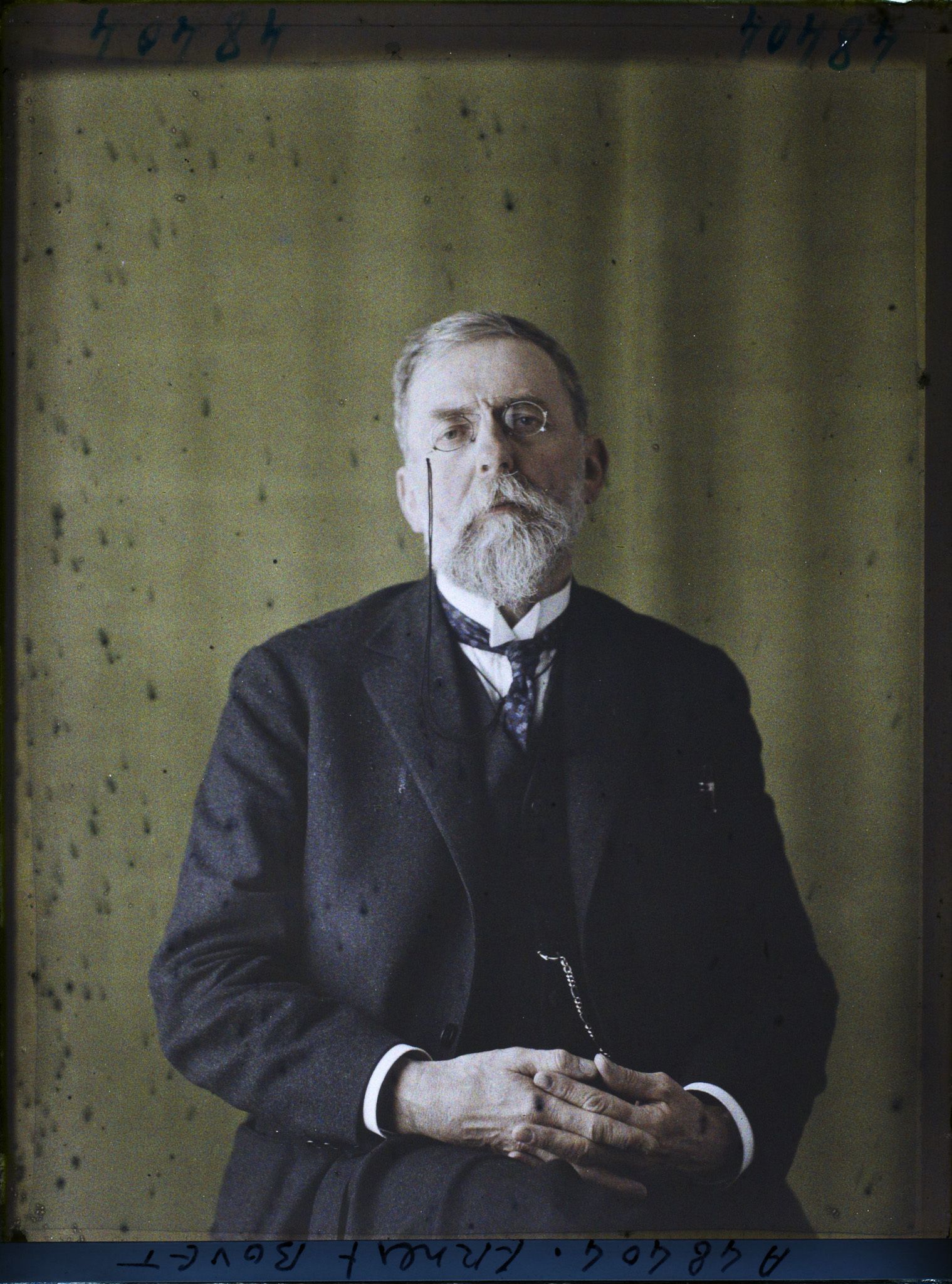 Image représentant Monsieur  https://musee-albert-kahn.s-museum.fr/home/NWQ2OTAwYzNmYjZlZTk1ZWQwODJmMjY4L2dlbmVyaWMtbm90aWNlLXRhYi9hdXRob3JpdHkvNjE3YTc5ZjVjZjhiODk2OGIzMzM3ZDIx/5d6900c3fb6ee95ed082f268/generic-notice-tab/authority/617a79ebcf8b8968b3336970 Ernest Bovet