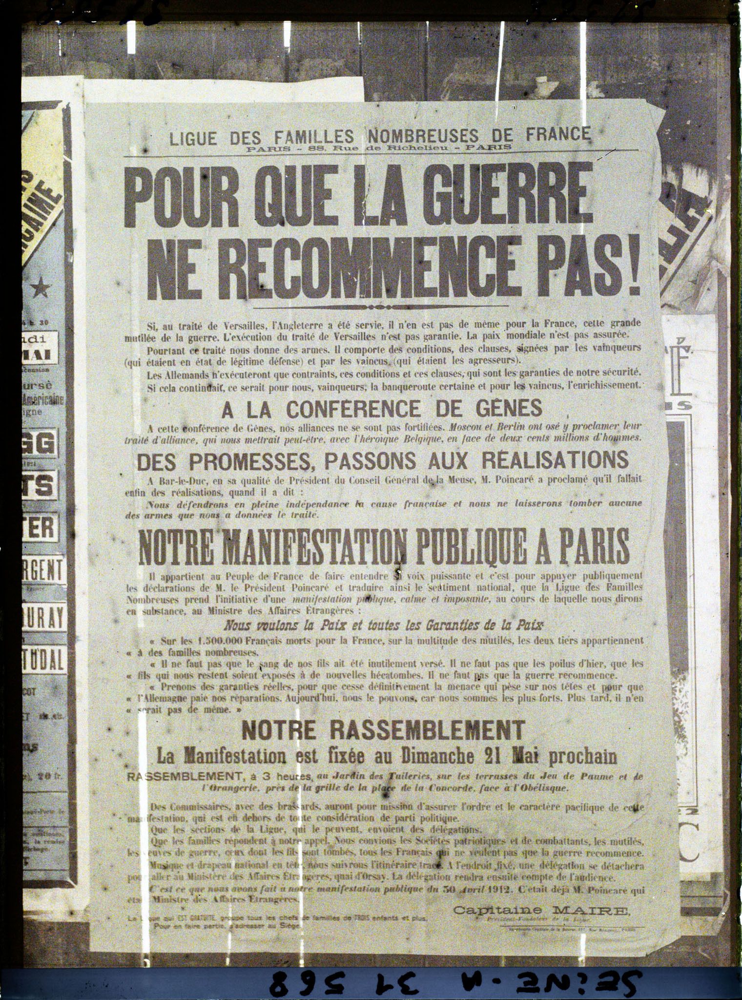 Image représentant Affiche de la Ligue des familles nombreuses de France, appel à une manifestation pacifique pour l'application du traité de Versailles