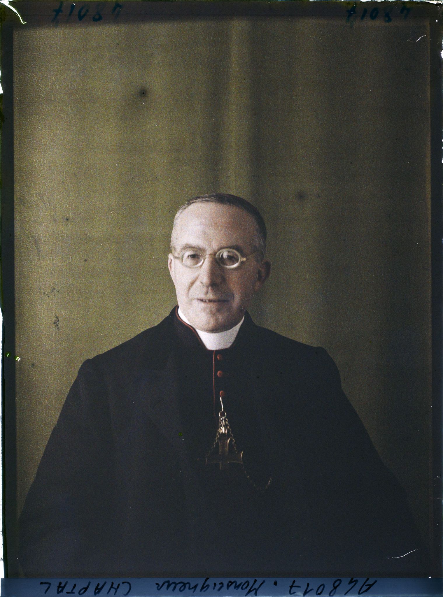 Image représentant Son Eminence  https://musee-albert-kahn.s-museum.fr/home/NWQ2OTAwYzNmYjZlZTk1ZWQwODJmMjY4L2dlbmVyaWMtbm90aWNlLXRhYi9hdXRob3JpdHkvNjE3YTc5ZjVjZjhiODk2OGIzMzM3ZDIx/5d6900c3fb6ee95ed082f268/generic-notice-tab/authority/617a79ebcf8b8968b3336a5c Monseigneur Chaptal