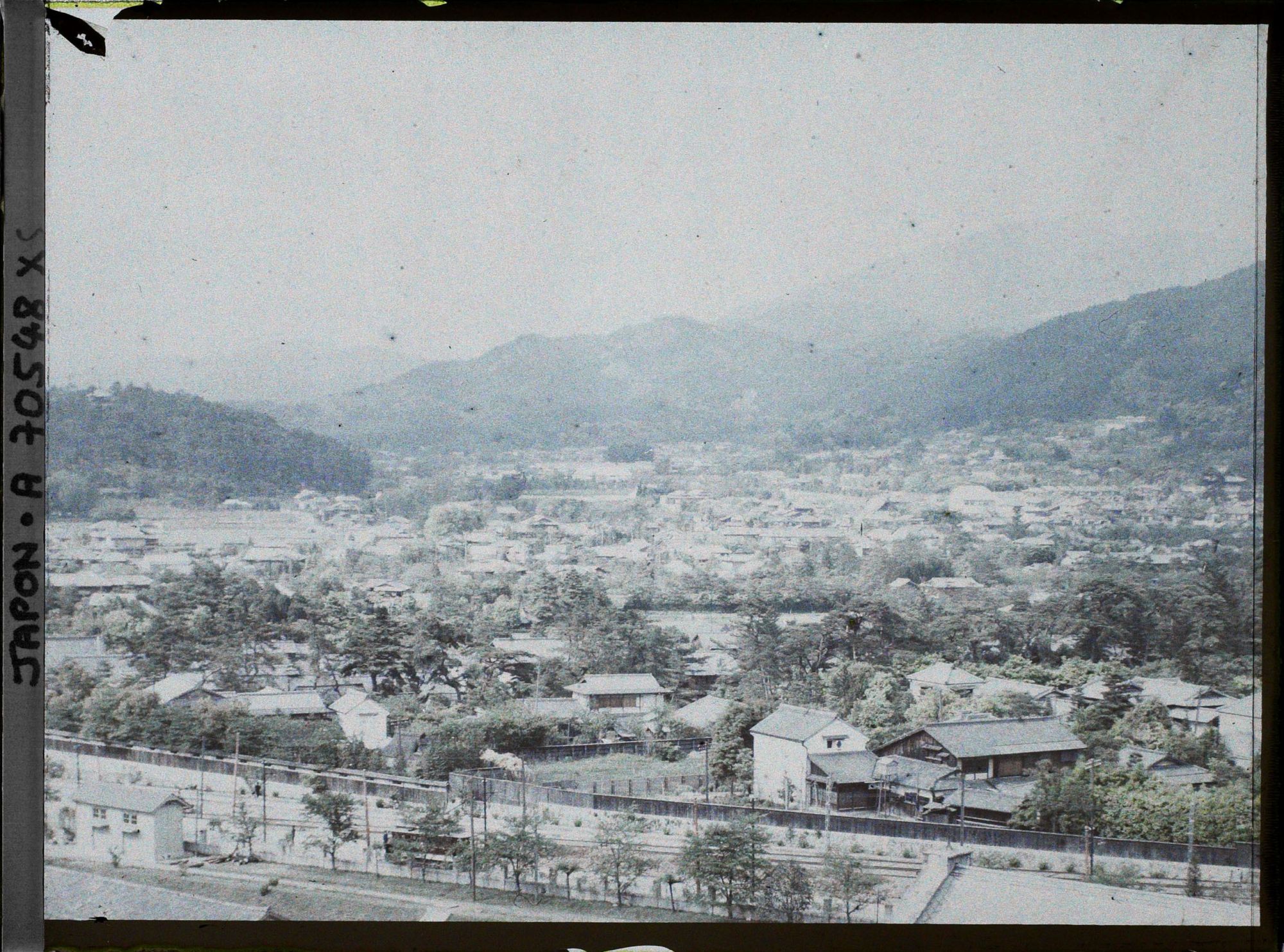 Image représentant Panorama de la ville pris depuis la terrasse de l'hôtel Miyako