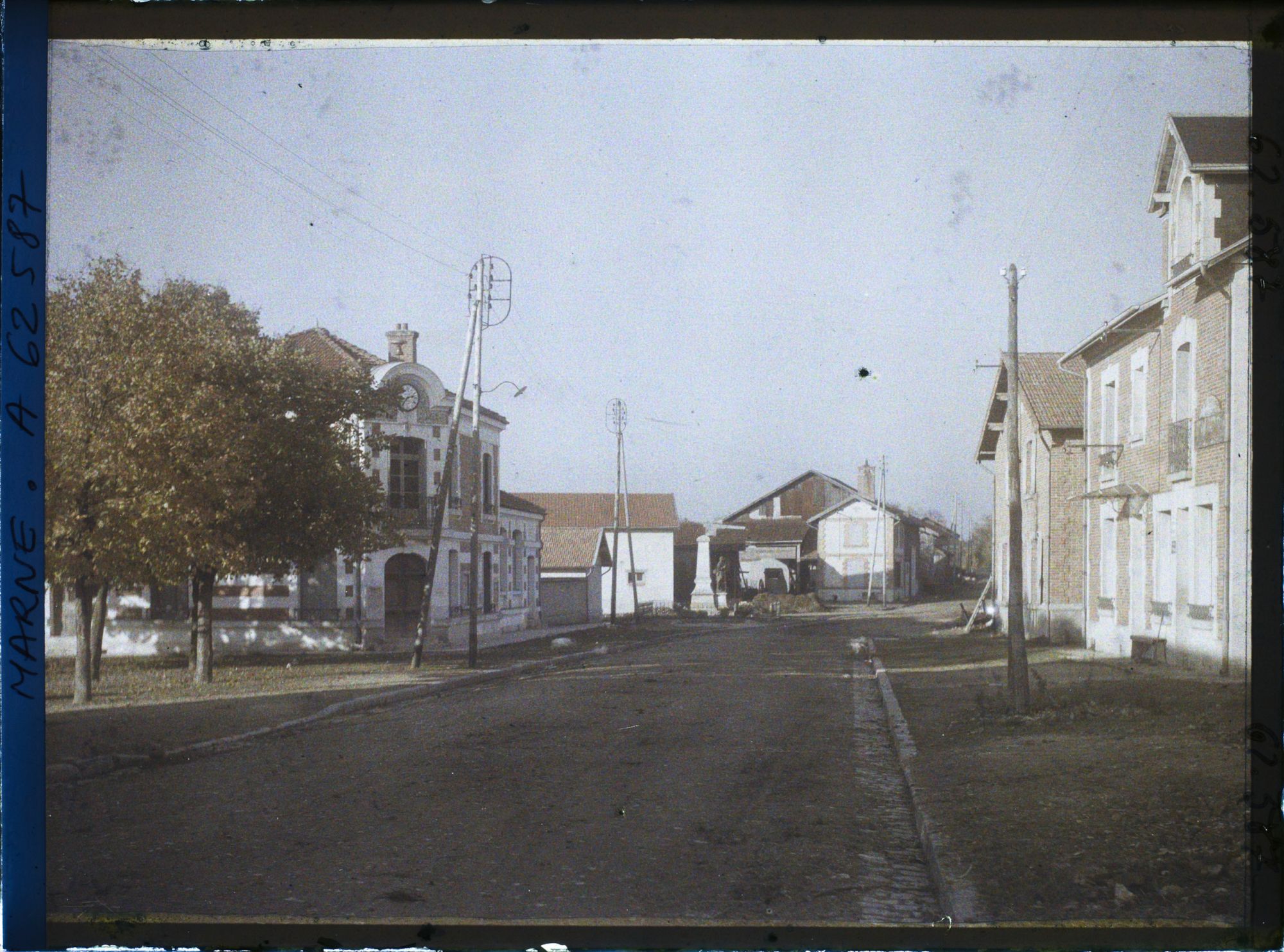 Image représentant France, Binarville, Reconstruction