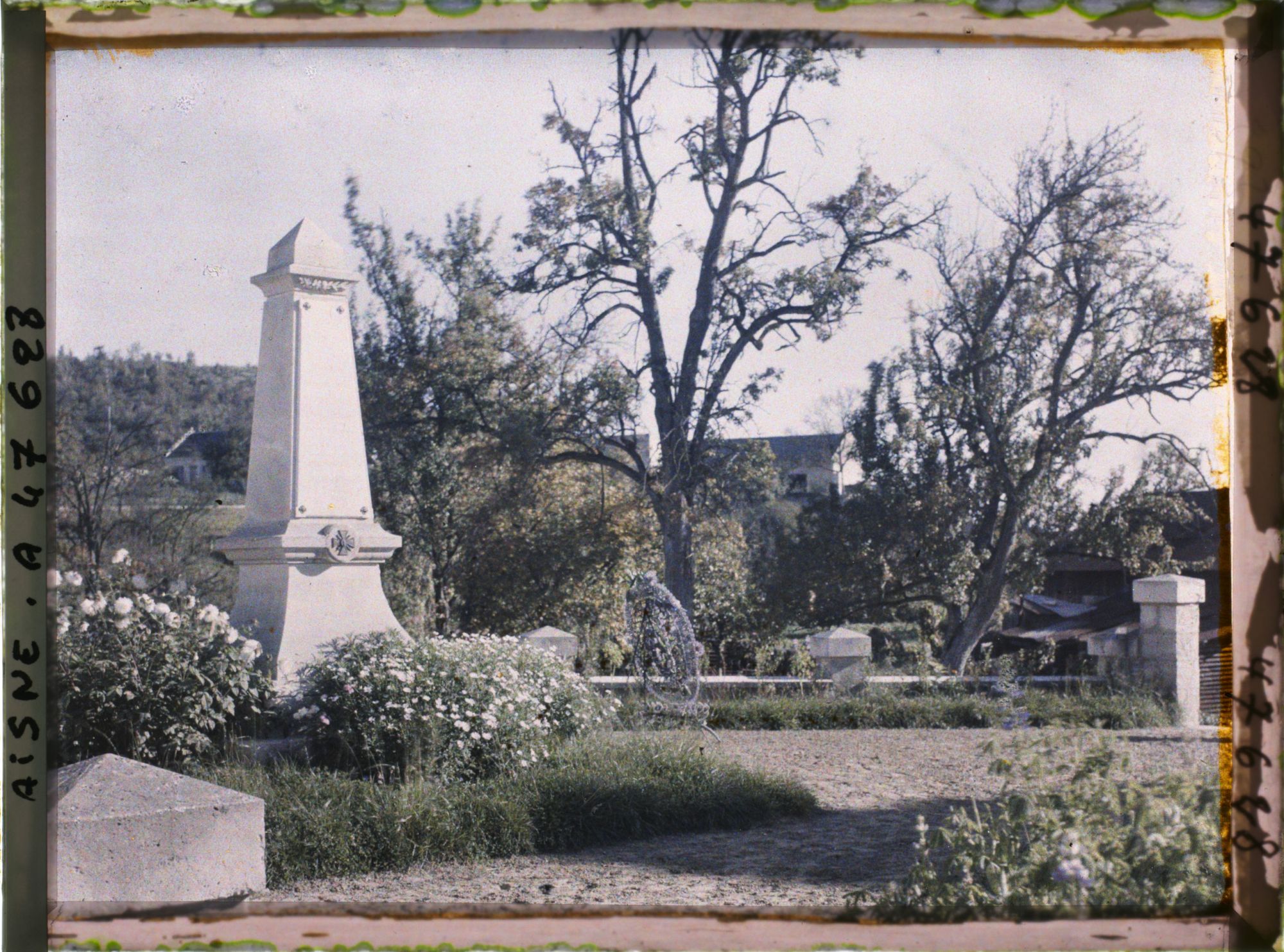 Image représentant France, Pasly, Monumt aux Morts