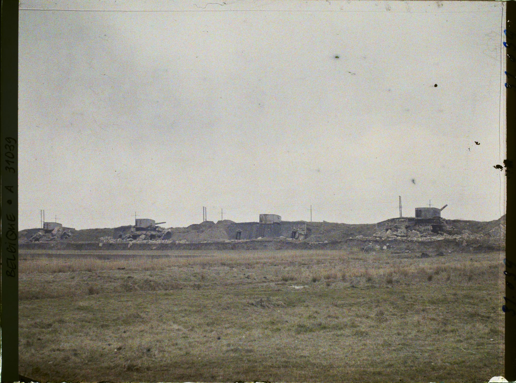 Image représentant Belgique, Zeebrugge, Vue d'ensemble de la batterie Friedrichsart (170 de marine)