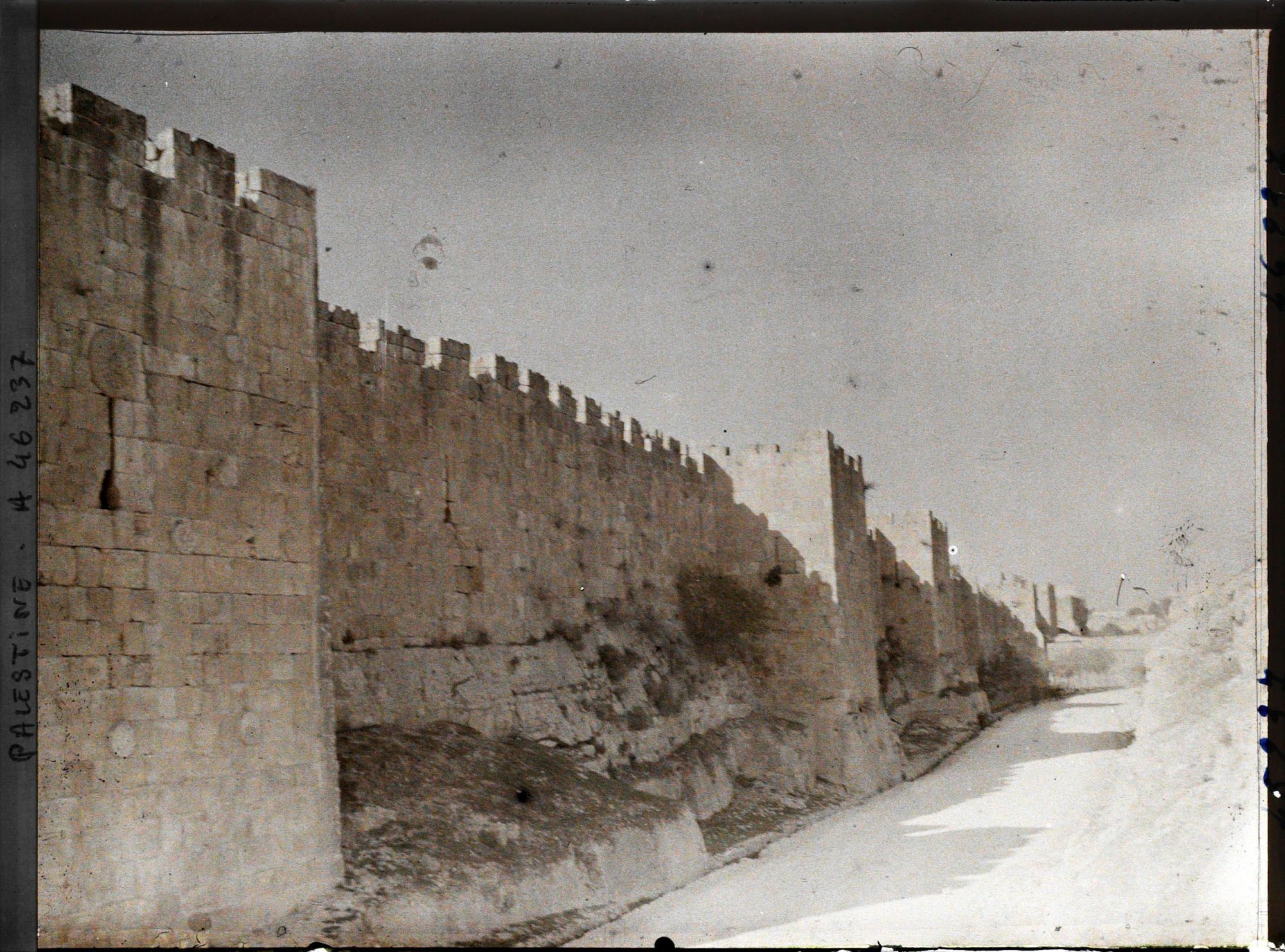 Image représentant Segment de l'enceinte de la vieille ville