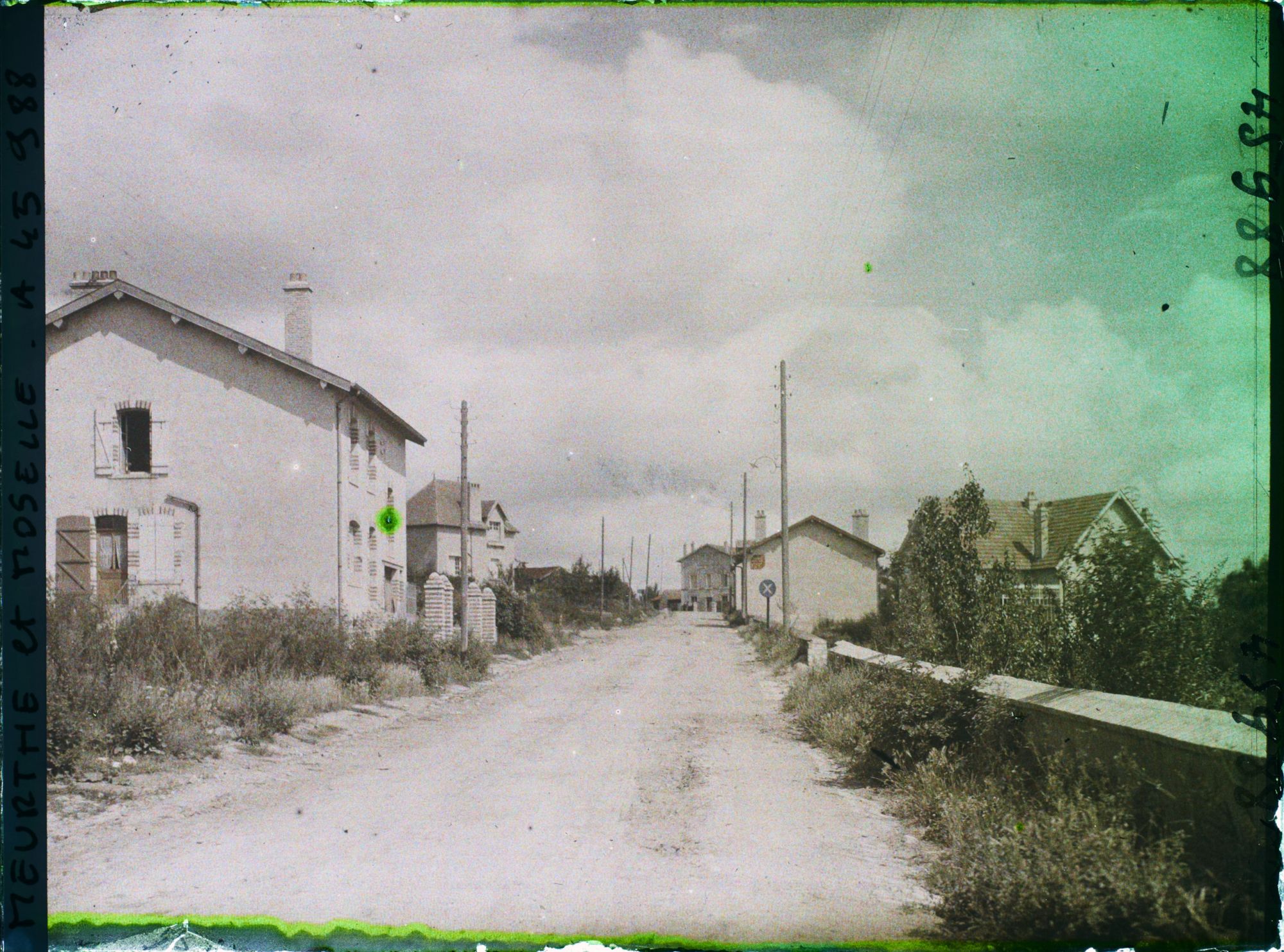 Image représentant France, Nomény, Reconstruction route de Metz autre aspect
