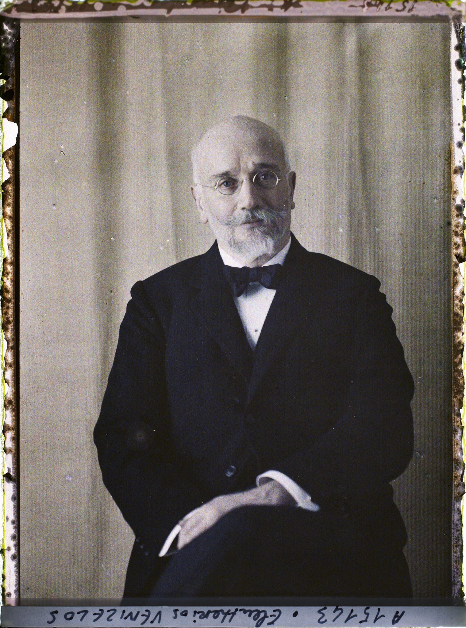 Image représentant Monsieur  https://musee-albert-kahn.s-museum.fr/home/NWQ2OTAwYzNmYjZlZTk1ZWQwODJmMjY4L2dlbmVyaWMtbm90aWNlLXRhYi9hdXRob3JpdHkvNjE3YTc5ZjVjZjhiODk2OGIzMzM3ZDIx/5d6900c3fb6ee95ed082f268/generic-notice-tab/authority/617a79ebcf8b8968b33379c3 Eleutherios Venizelos