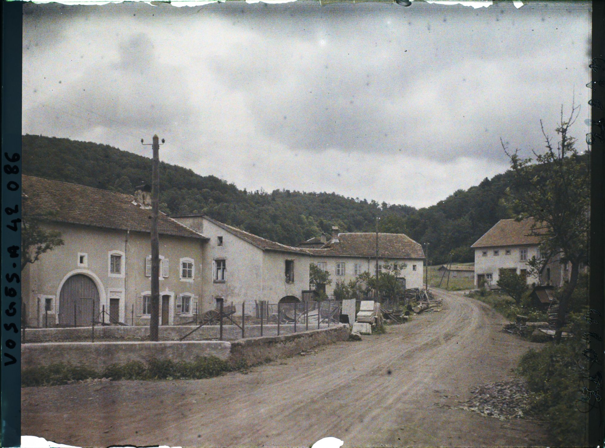 Image représentant France, St Jean d'Ormont, Reconstructions
