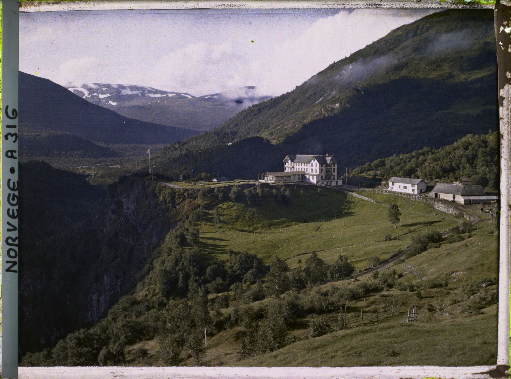 Image représentant L'hôtel dans la vallée N&#230;r°y