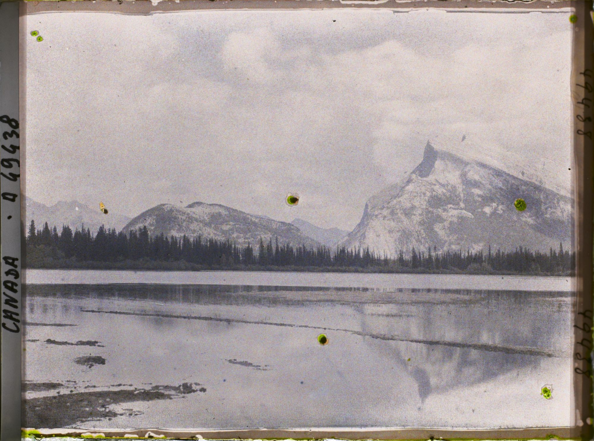 Image représentant Canada, Banff, Lac Vermillon, Mt Rundle et Mt Tunnel