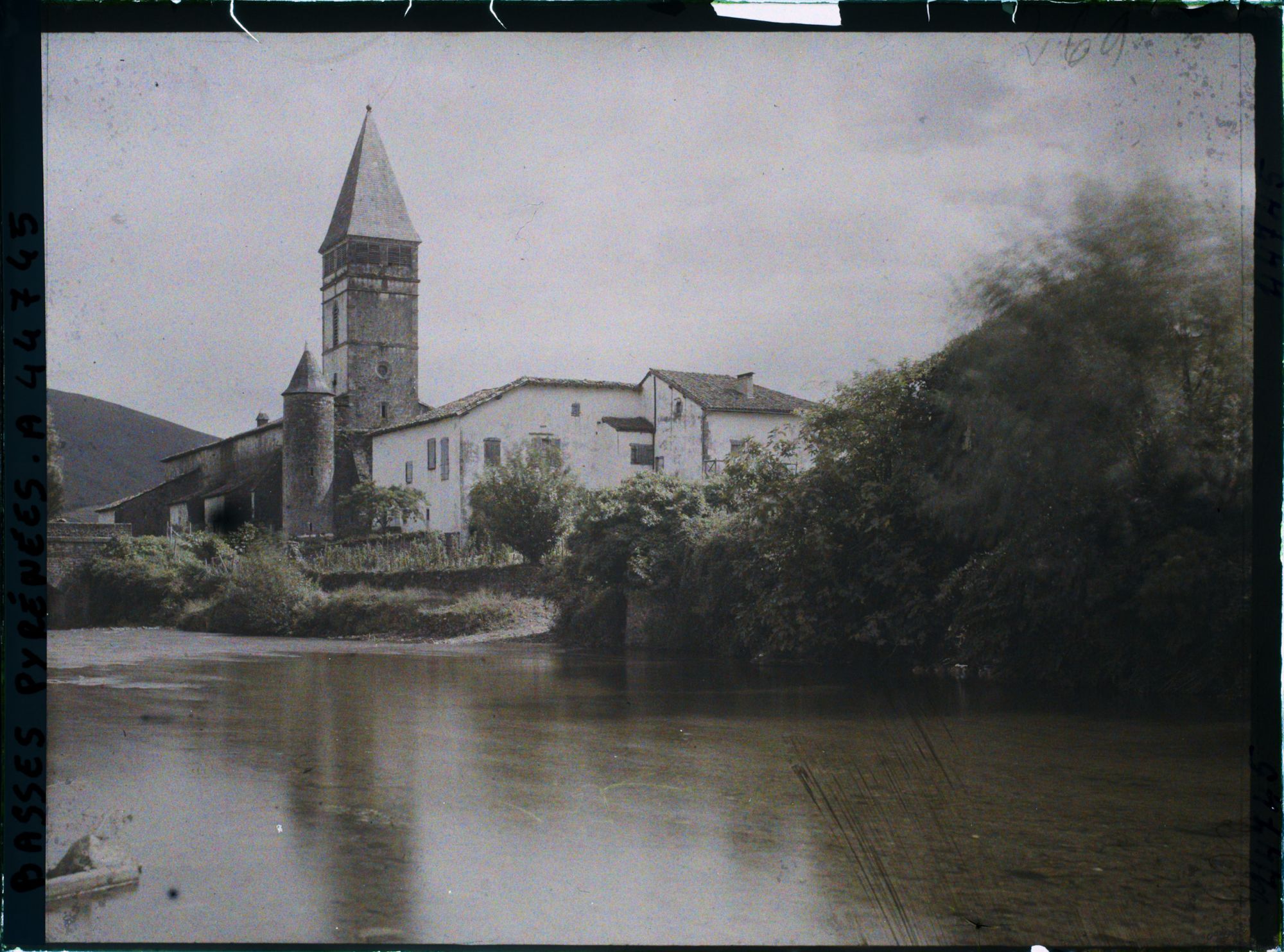 Image représentant France, St Etienne-de-Baigorry, La Vieille Eglise