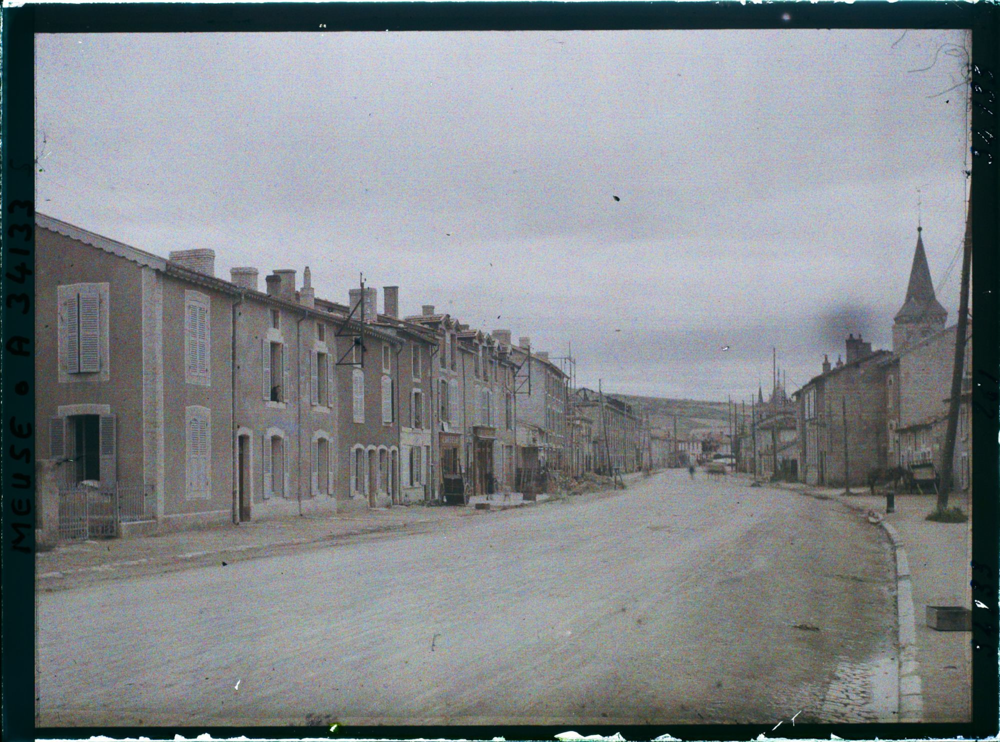 Image représentant France, Verdun, La grande rue du Faubourg Pavé