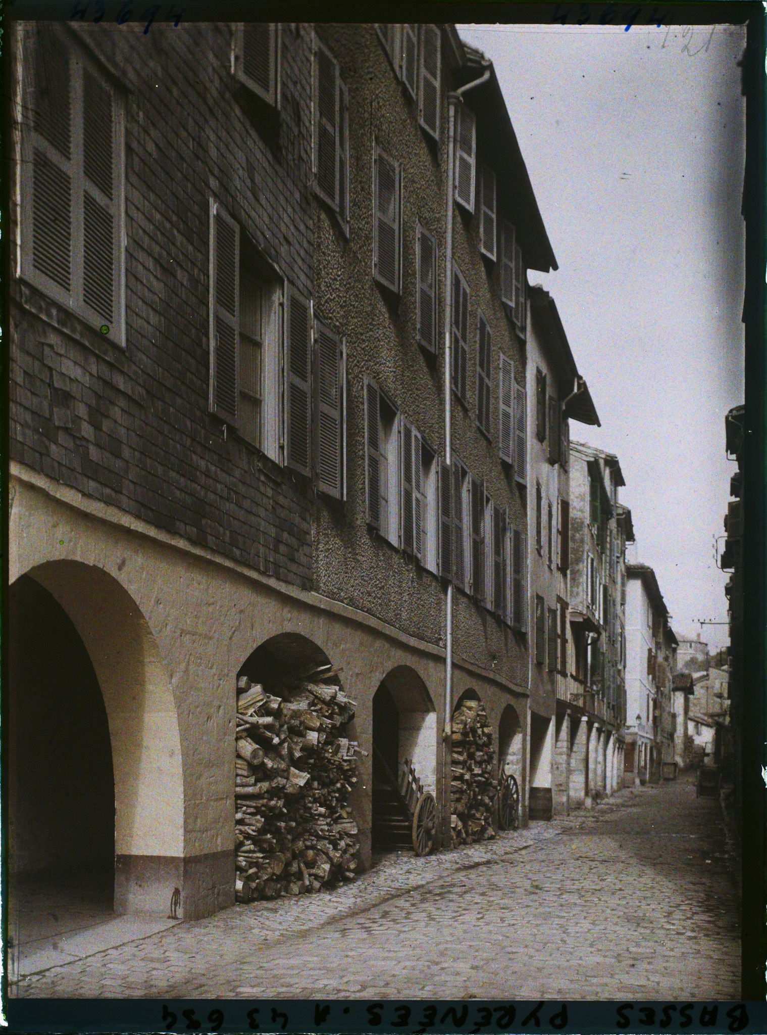 Image représentant France, Bayonne, La rue des tonneliers