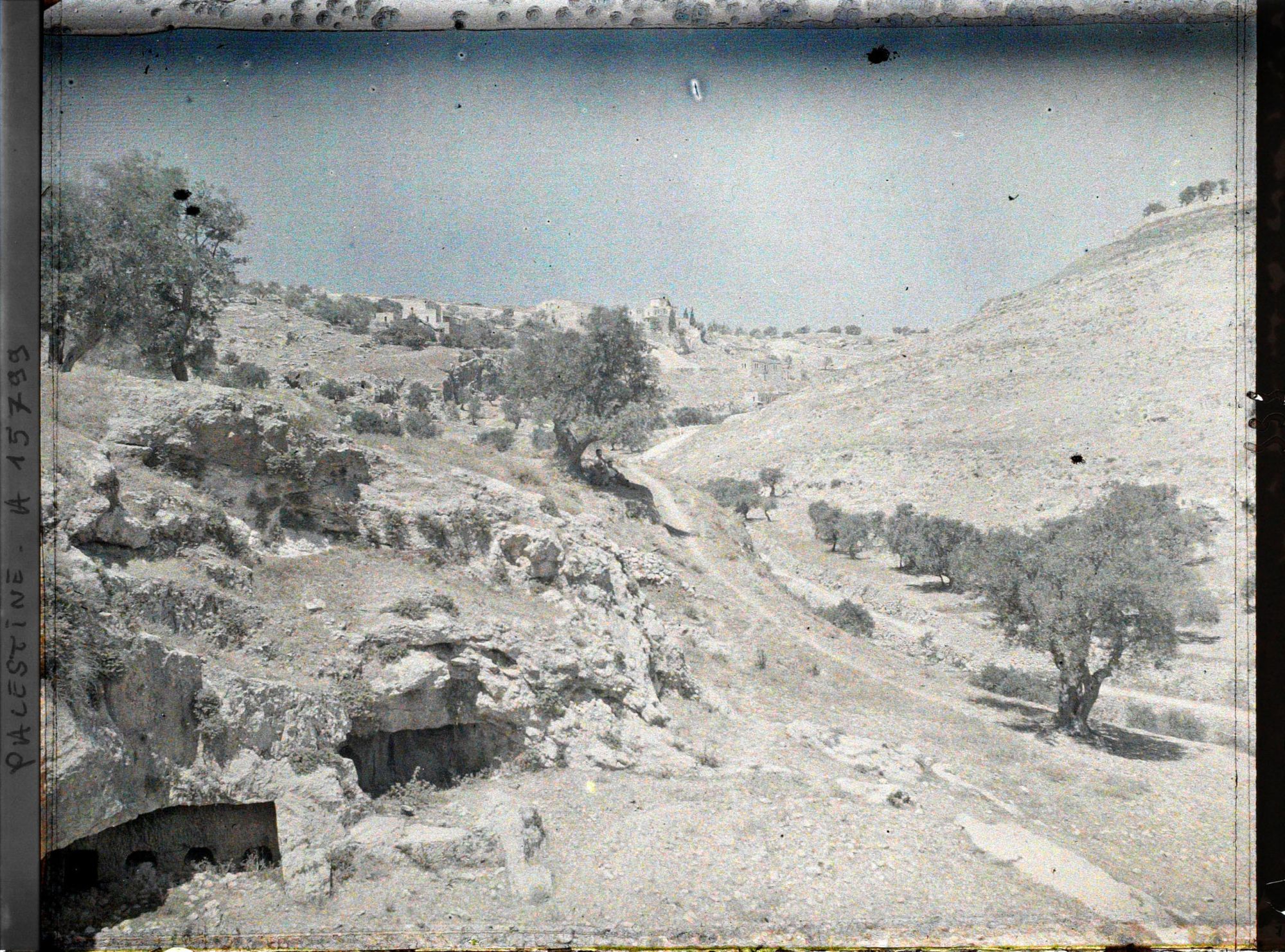Image représentant Paysage dans la vallée de Hinnom vers Haceldama (?)