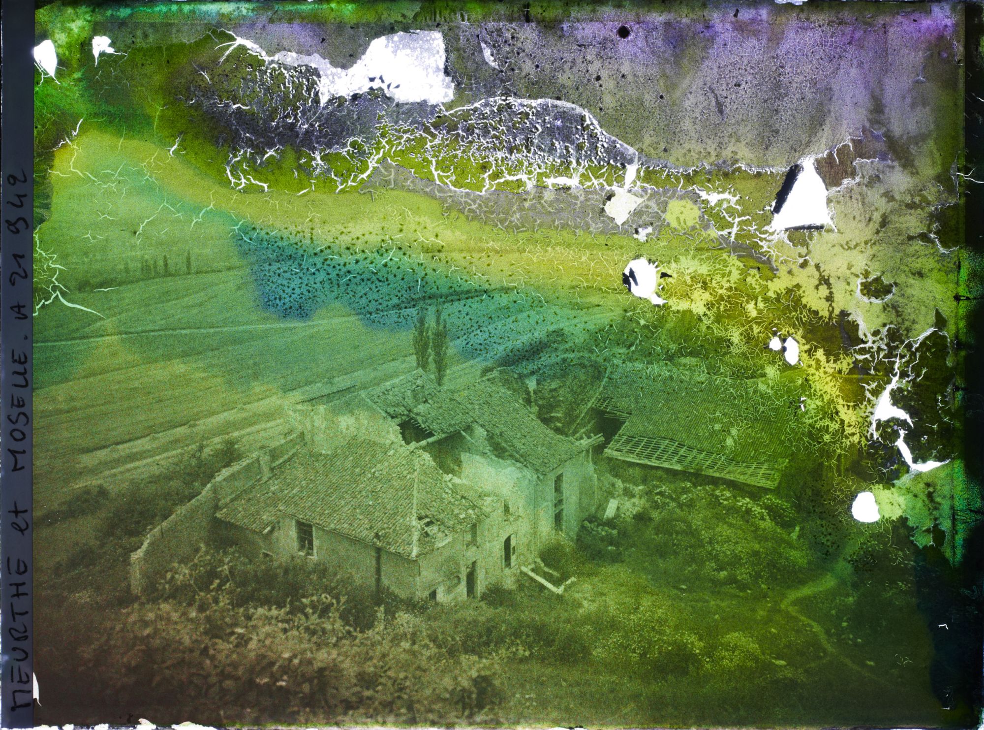 Image représentant France, Mousson, Ruines du Village de Mousson et de la Vallée de la Moselle avec les Champs remis en Culture