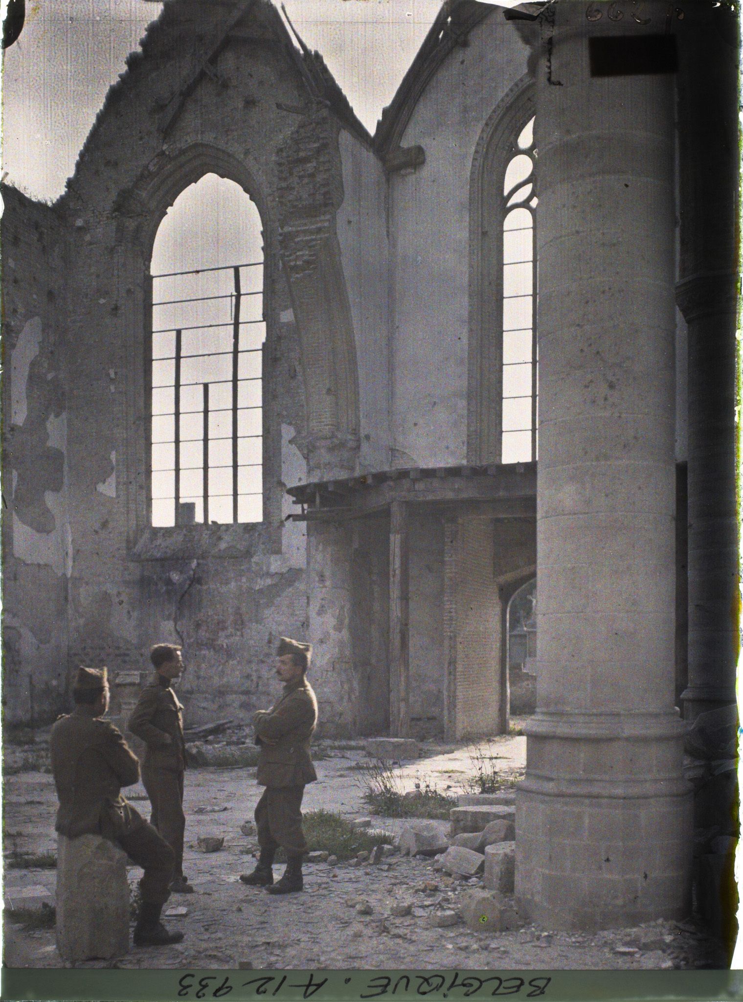 Image représentant Belgique, Loo, L'Eglise, Intérieur