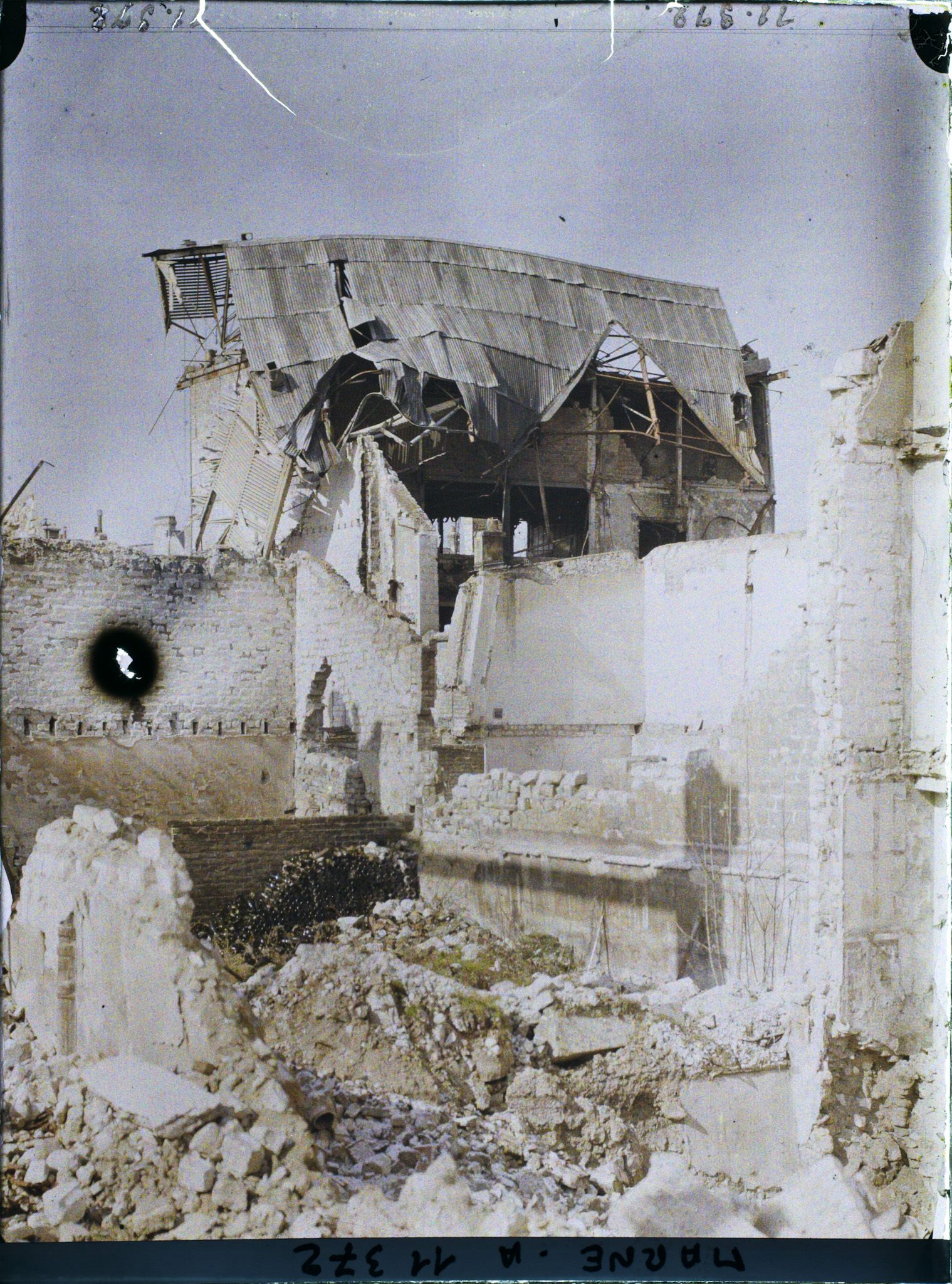 Image représentant Usine en ruine vers la rue Saint-Symphorien