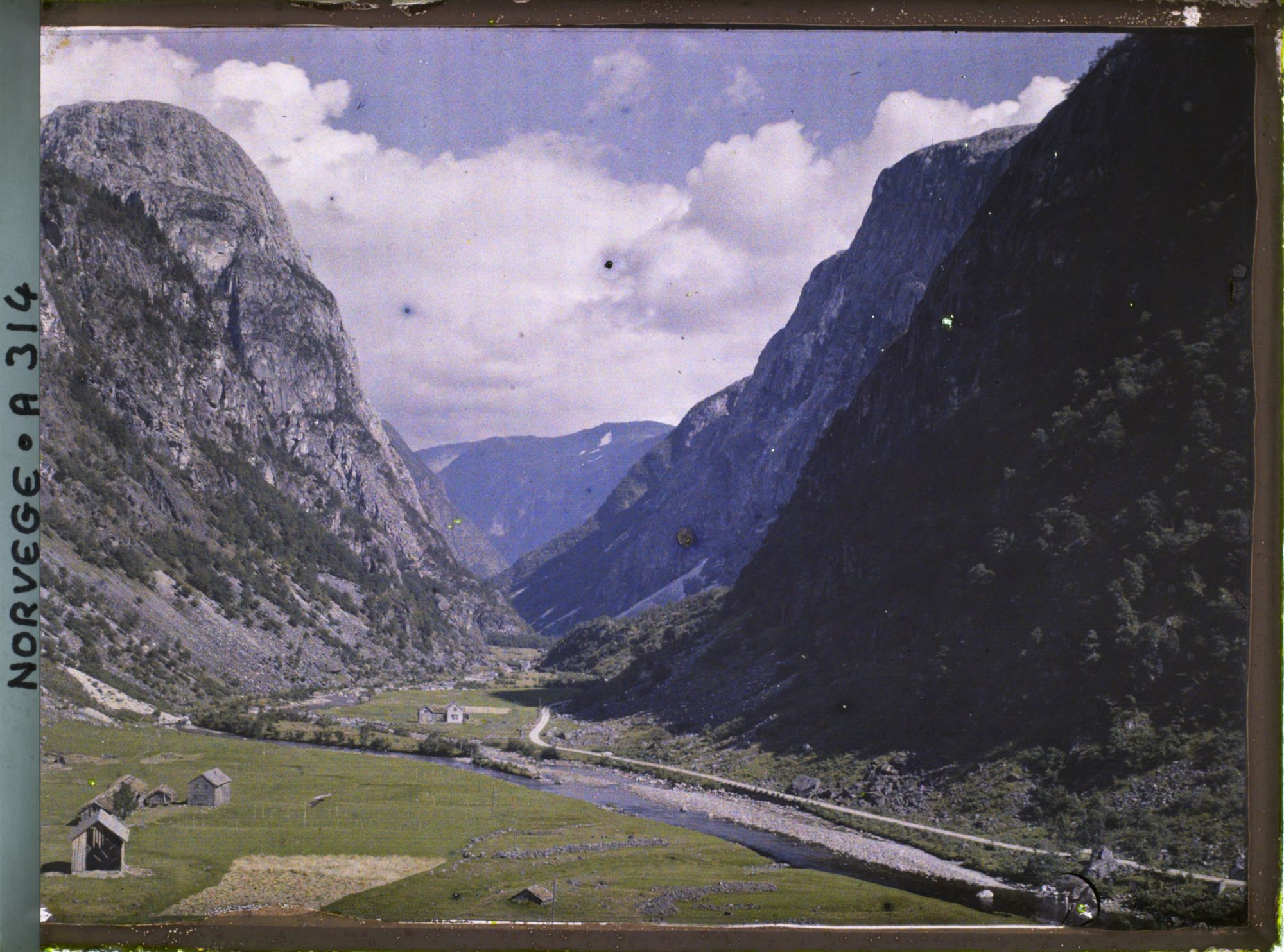 Image représentant Vue prise de Stalheim