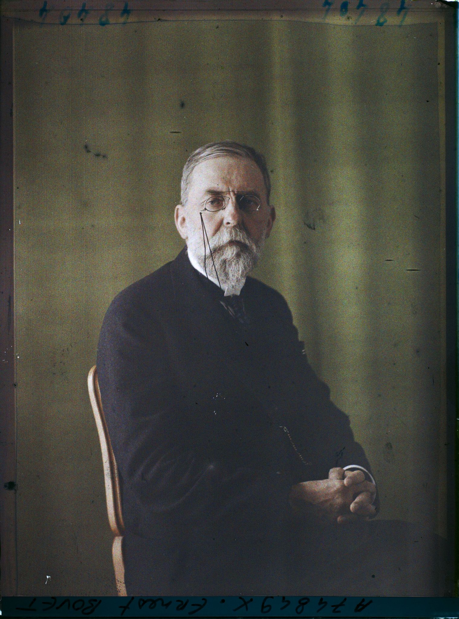 Image représentant Monsieur  https://musee-albert-kahn.s-museum.fr/home/NWQ2OTAwYzNmYjZlZTk1ZWQwODJmMjY4L2dlbmVyaWMtbm90aWNlLXRhYi9hdXRob3JpdHkvNjE3YTc5ZjVjZjhiODk2OGIzMzM3ZDIx/5d6900c3fb6ee95ed082f268/generic-notice-tab/authority/617a79ebcf8b8968b3336970 Ernest Bovet