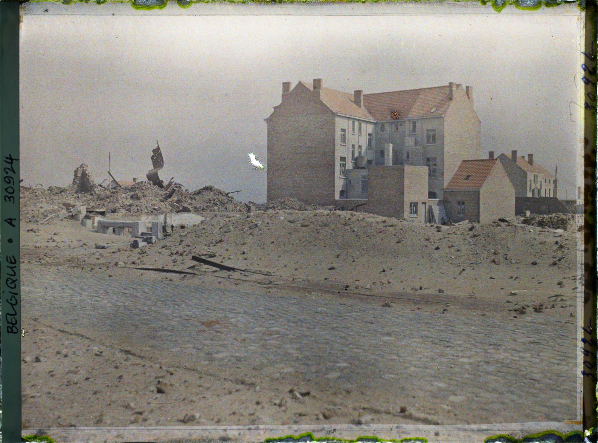 Image représentant Belgique, Nieuport les Bains, Entrée du Pays