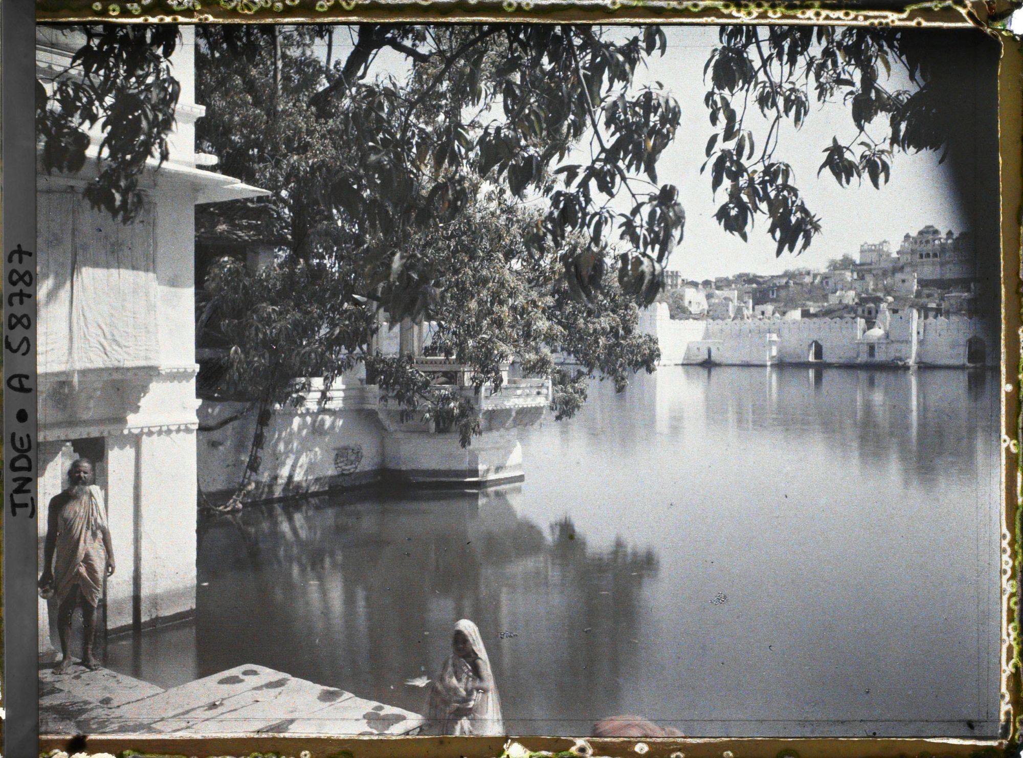 Image représentant Au bord du lac Pichola