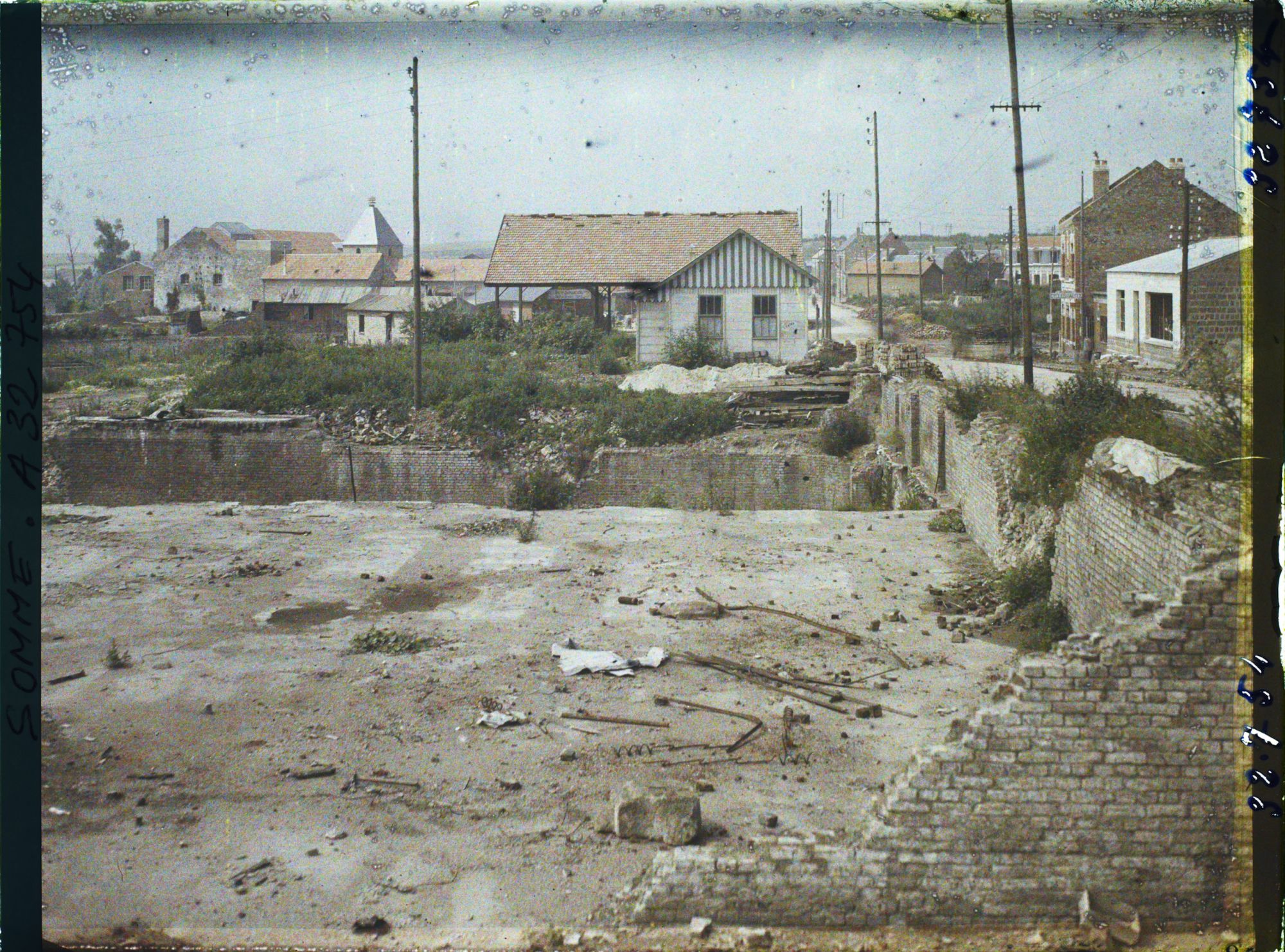 Image représentant France, Albert, Ruines et Reconstructions