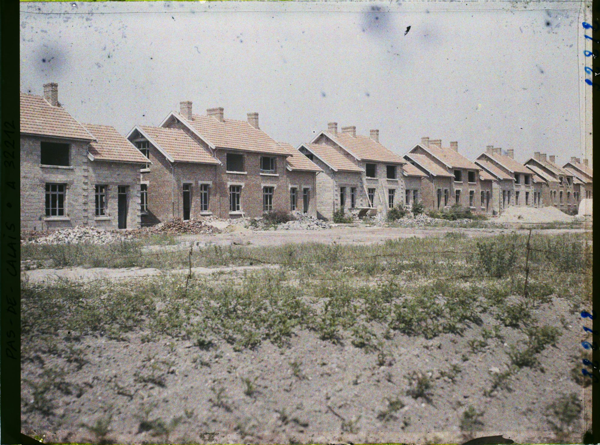 Image représentant France, Lens, Constructions de maisons ouvrières