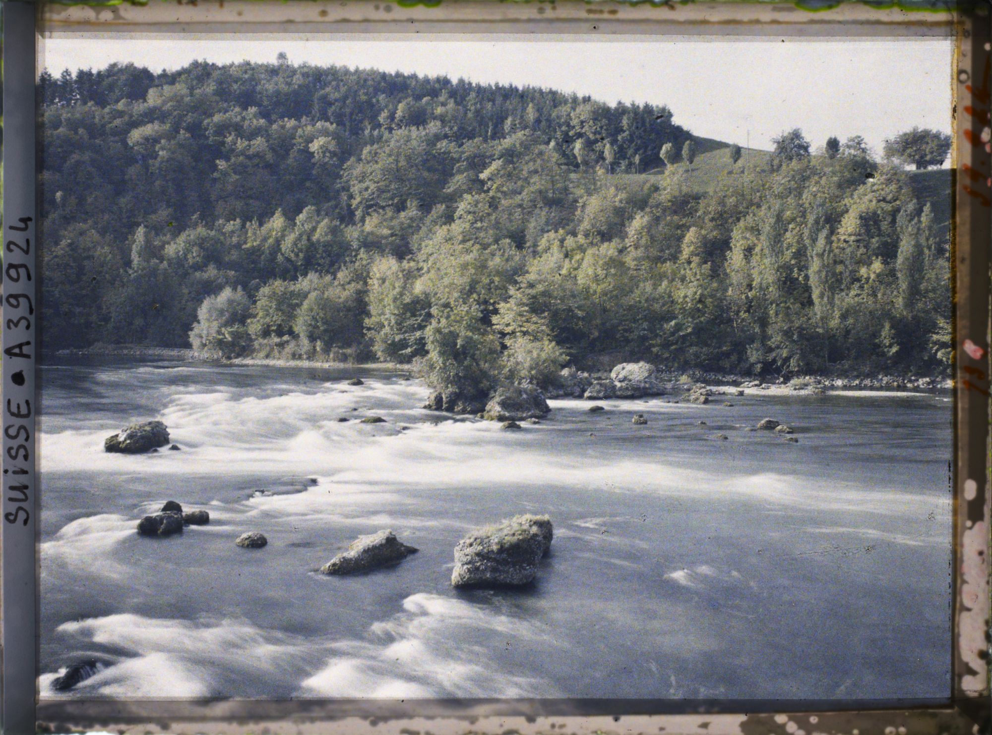 Image représentant En amont des chutes du Rhin