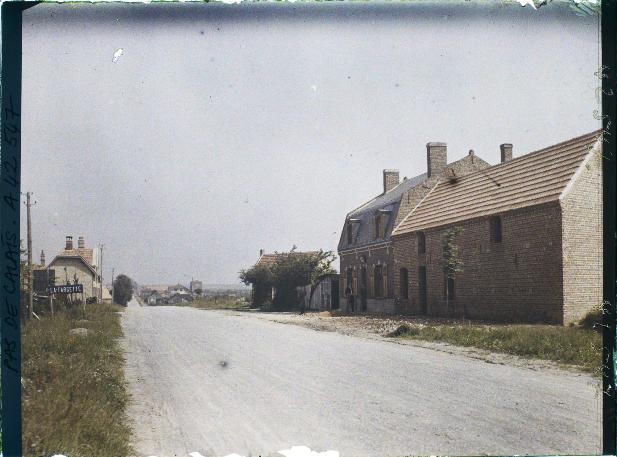 Image représentant France, La Targette, Entrée de la Targette