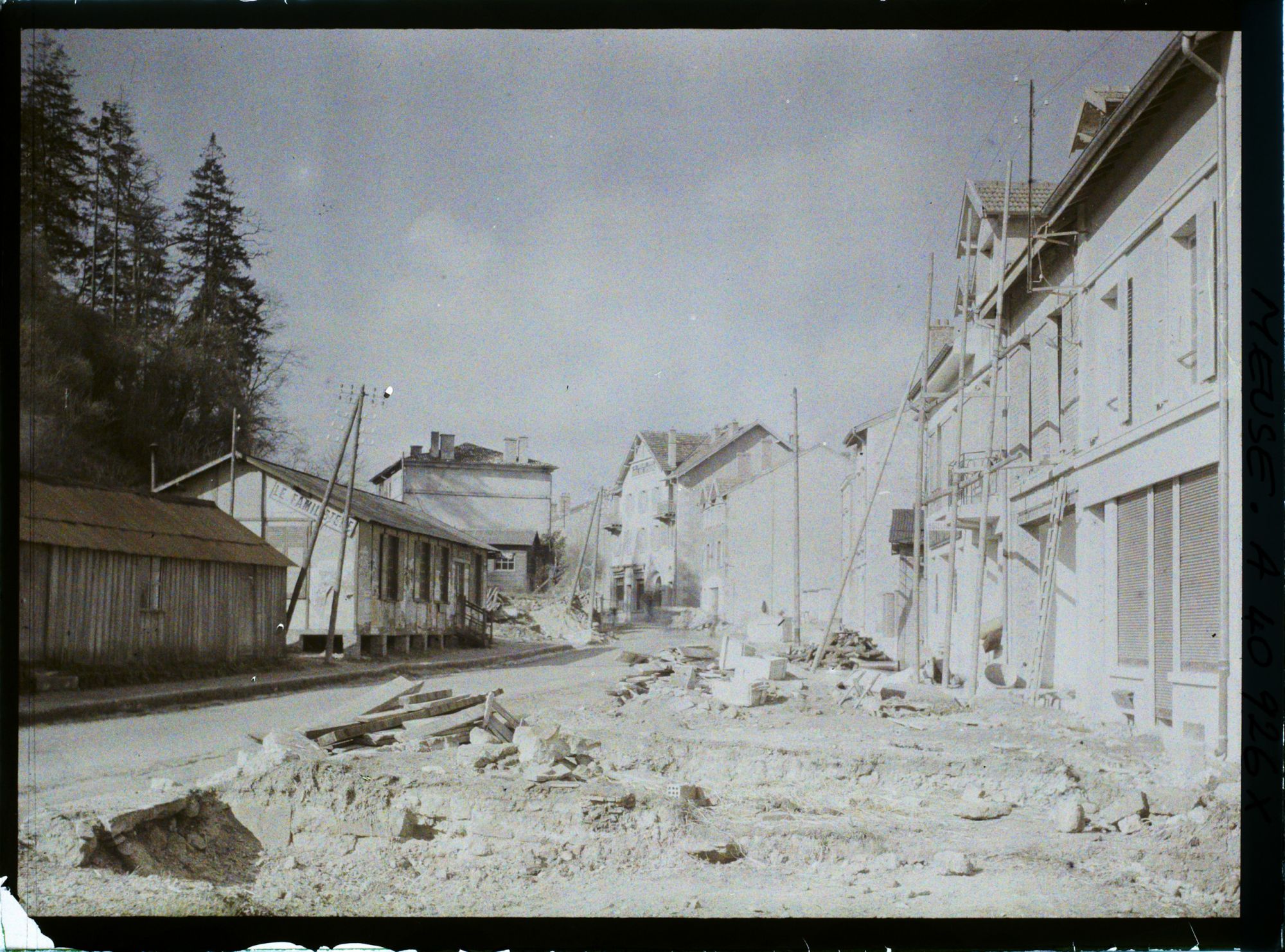 Image représentant France, Clermont en Argonne, Grande Rue