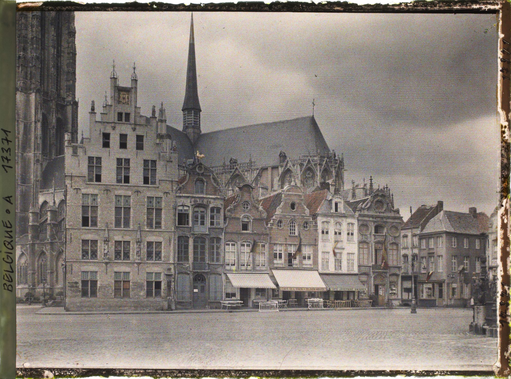 Image représentant Belgique, Malines, Un Coin de la Grande Place