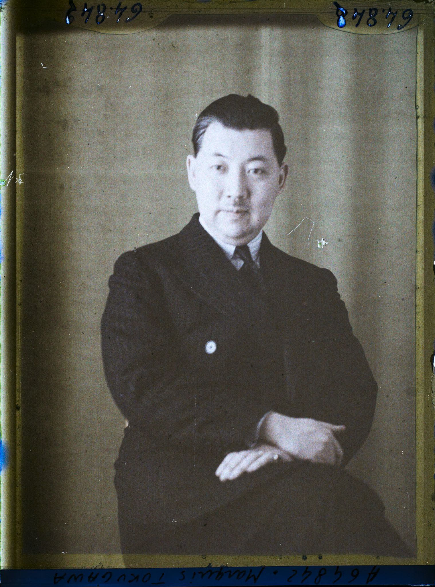 Image représentant https://musee-albert-kahn.s-museum.fr/home/NWQ2OTAwYzNmYjZlZTk1ZWQwODJmMjY4L2dlbmVyaWMtbm90aWNlLXRhYi9hdXRob3JpdHkvNjE3YTc5ZjVjZjhiODk2OGIzMzM3ZDIx/5d6900c3fb6ee95ed082f268/generic-notice-tab/authority/617a79eacf8b8968b333652b Le Marquis Yorisade Tokugawa