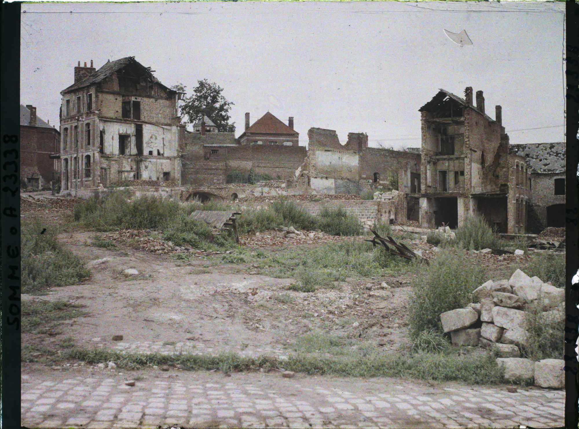 Image représentant France, Péronne, Maisons détruites rue St Fursy