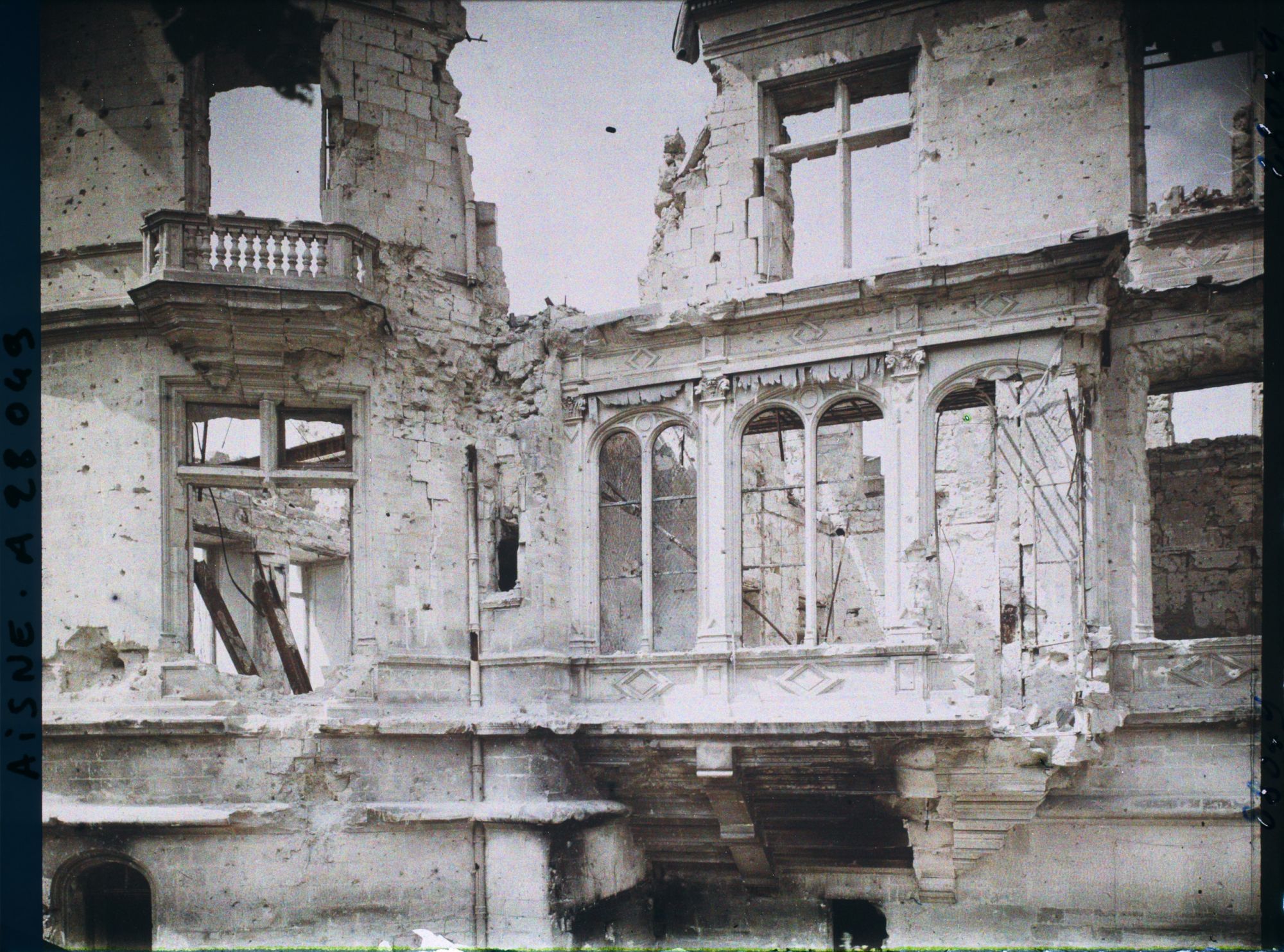 Image représentant France, Soupir, Ruines du Château façade Est