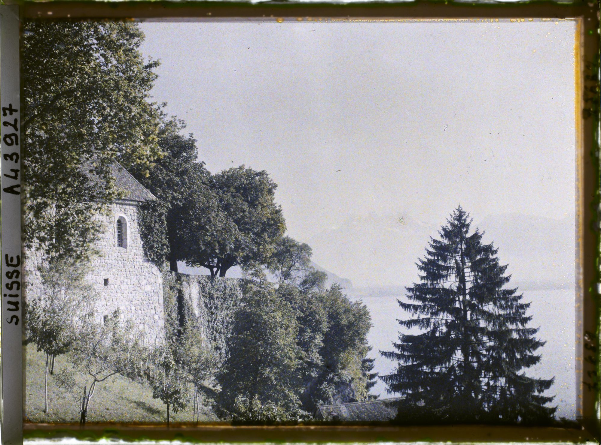 Image représentant Les abords du Temple
