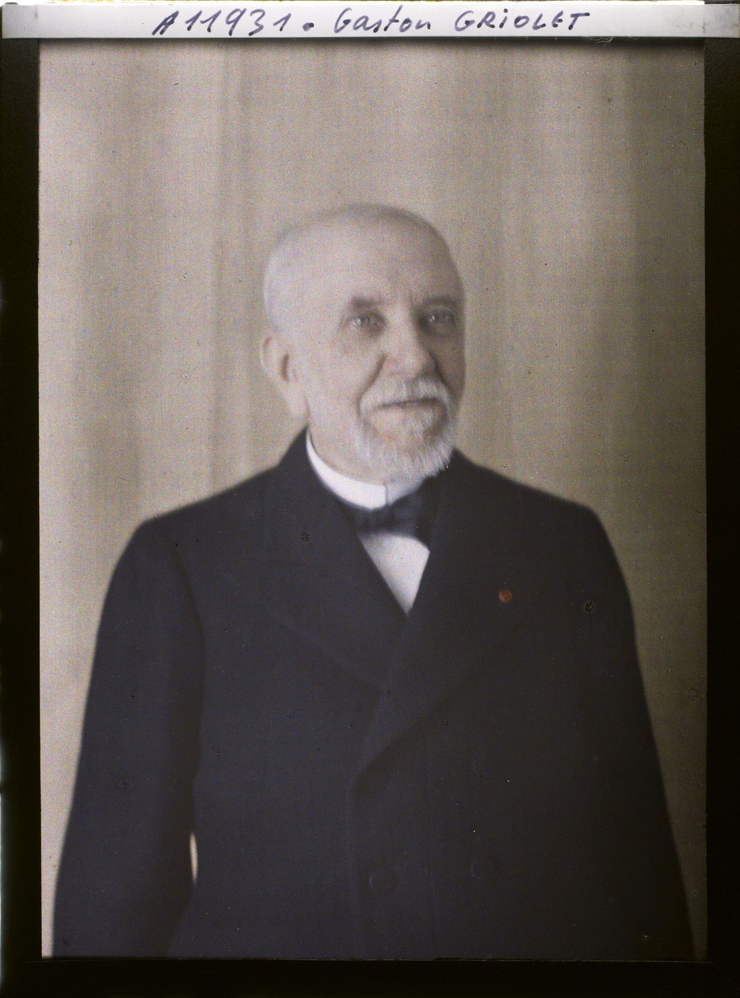 Image représentant Monsieur  https://musee-albert-kahn.s-museum.fr/home/NWQ2OTAwYzNmYjZlZTk1ZWQwODJmMjY4L2dlbmVyaWMtbm90aWNlLXRhYi9hdXRob3JpdHkvNjE3YTc5ZjVjZjhiODk2OGIzMzM3ZDIx/5d6900c3fb6ee95ed082f268/generic-notice-tab/authority/617a79ebcf8b8968b3336de3 Gaston Griolet