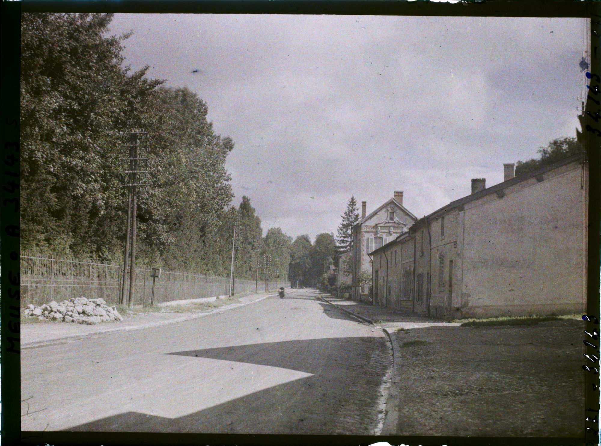 Image représentant France, Bar-le-Duc, La Voie Sacrée à sa sortie de Bar le Duc vue vers Verdun