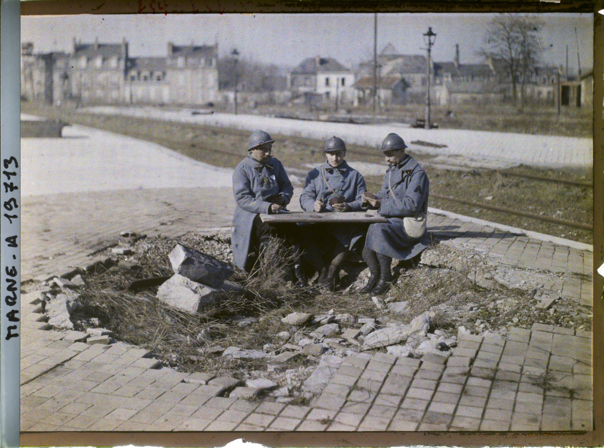Image représentant France, Reims, Groupe de Russes