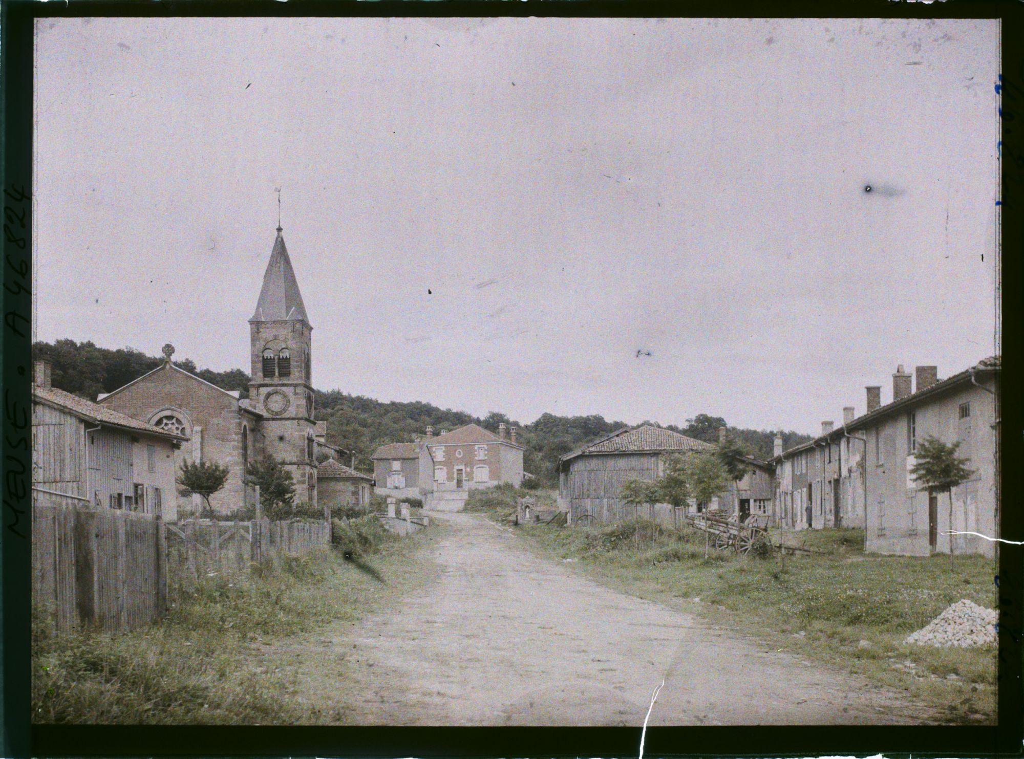 Image représentant France, Le Neufour Meuse (97H), Le Bourg