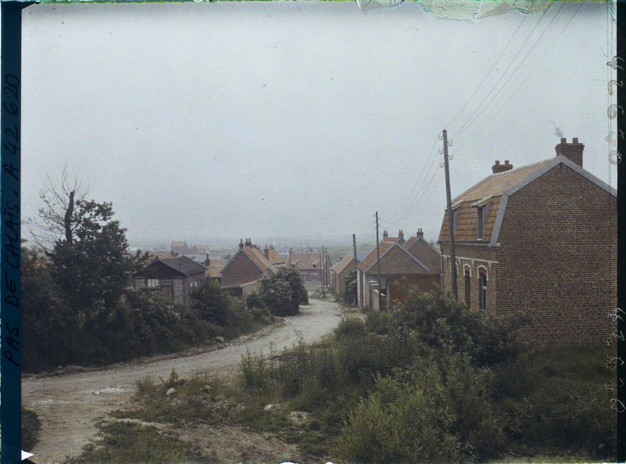 Image représentant France, Givenchy-en-Gohelle, Une rue dans le Village