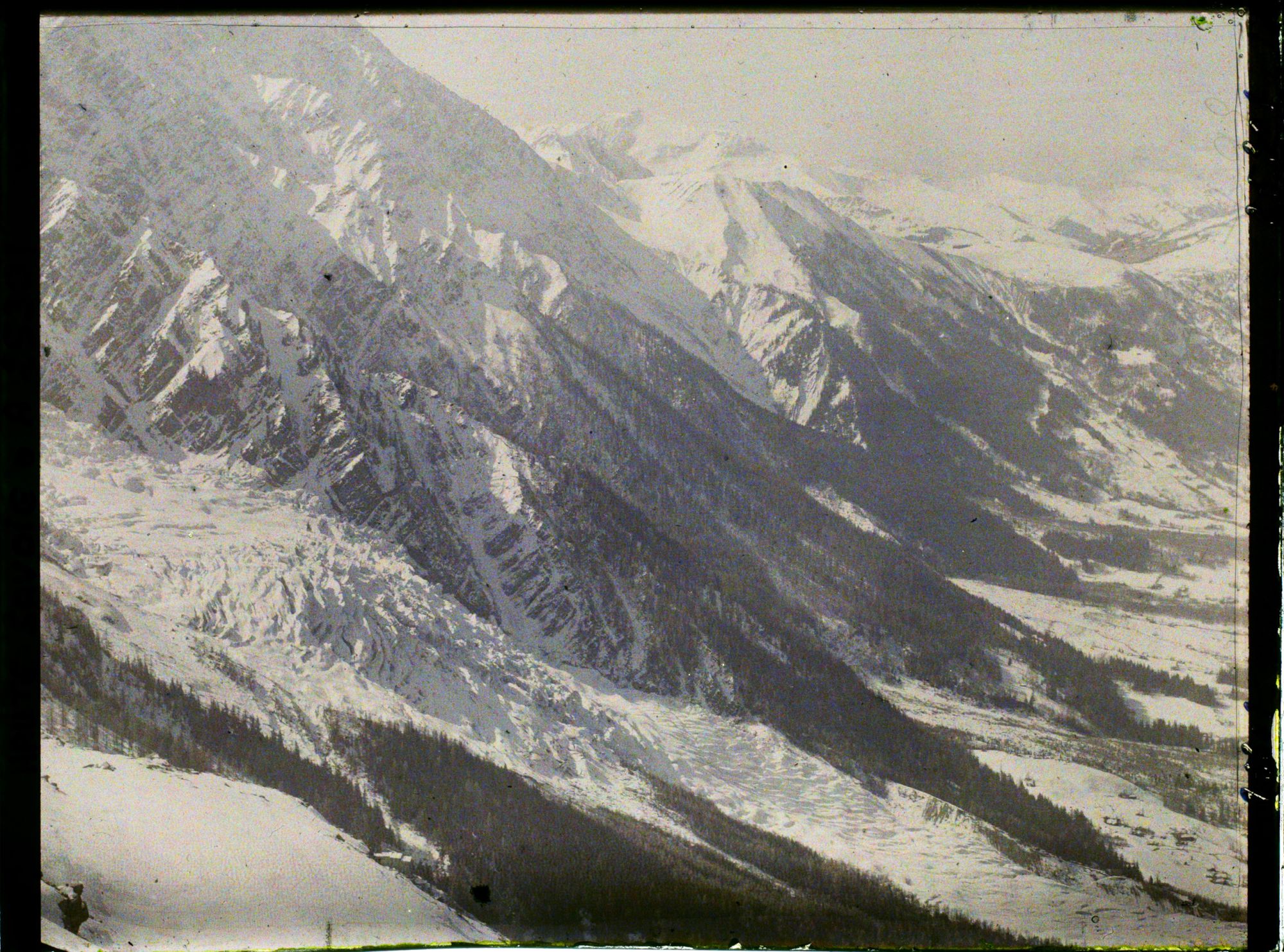 Image représentant France Les Alpes, Le Plan de l'aiguille, Le Mt Lachat, le Mt Joly, les Montagnes d'Arbois et le glacier inférieur des Bossons