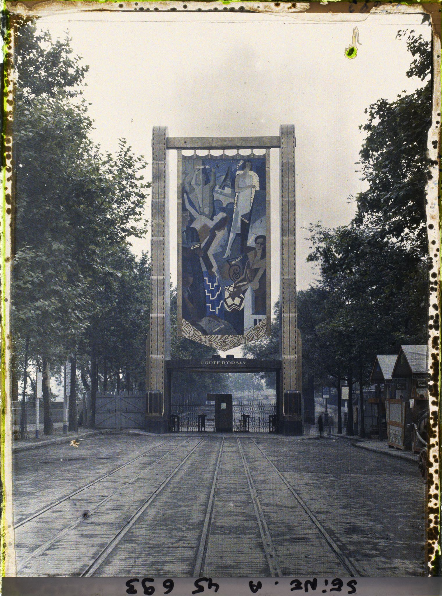 Image représentant L'Exposition des arts décoratifs, la Porte d'Orsay