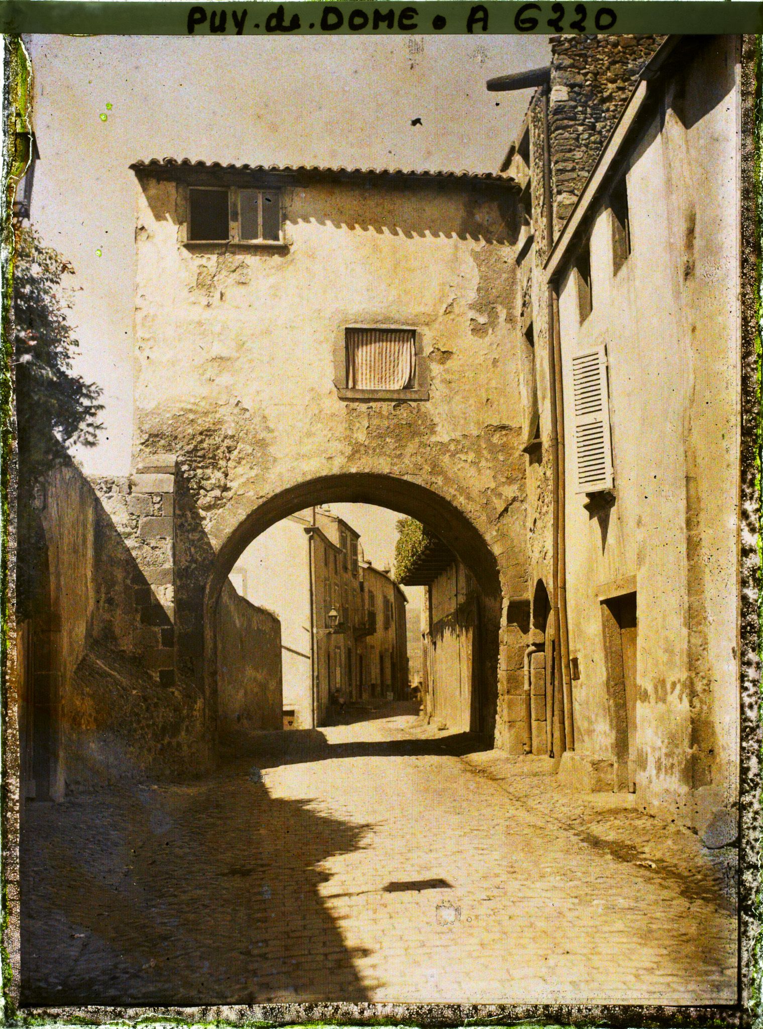 Image représentant France, Montferrand, Vieille Porte