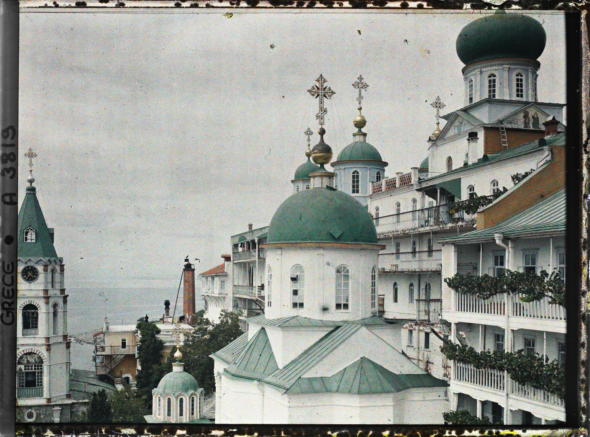 Image représentant Coupoles du monastère de Saint-Panteleimon