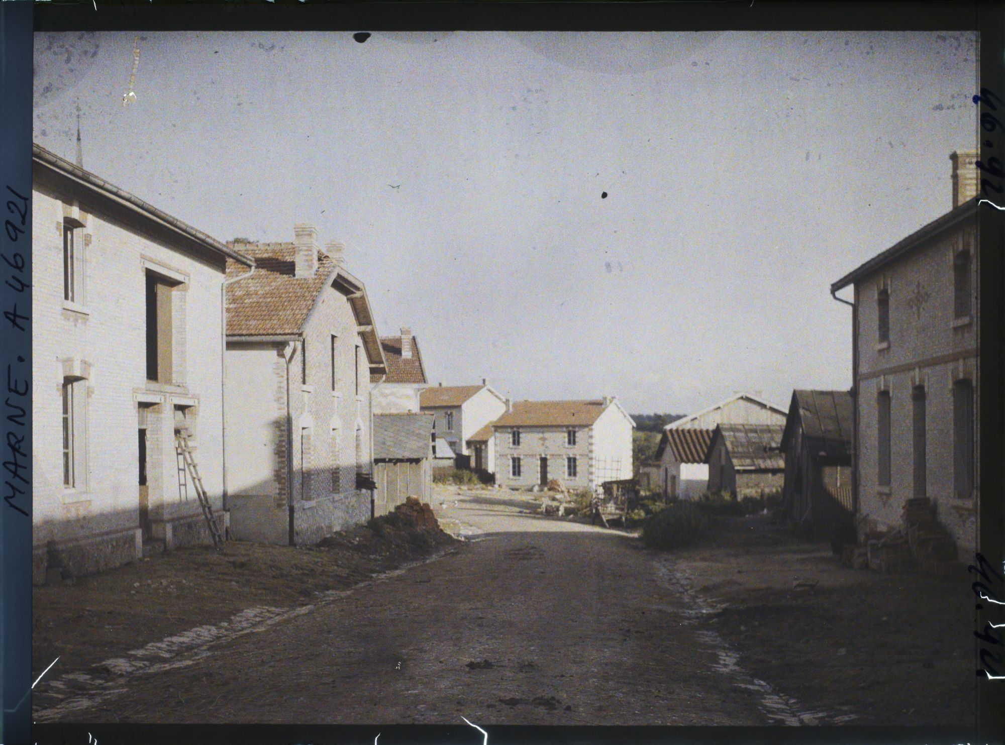 Image représentant France, St Thomas Marne (76 h), Rte de Servon (diron Vienne le Chau)