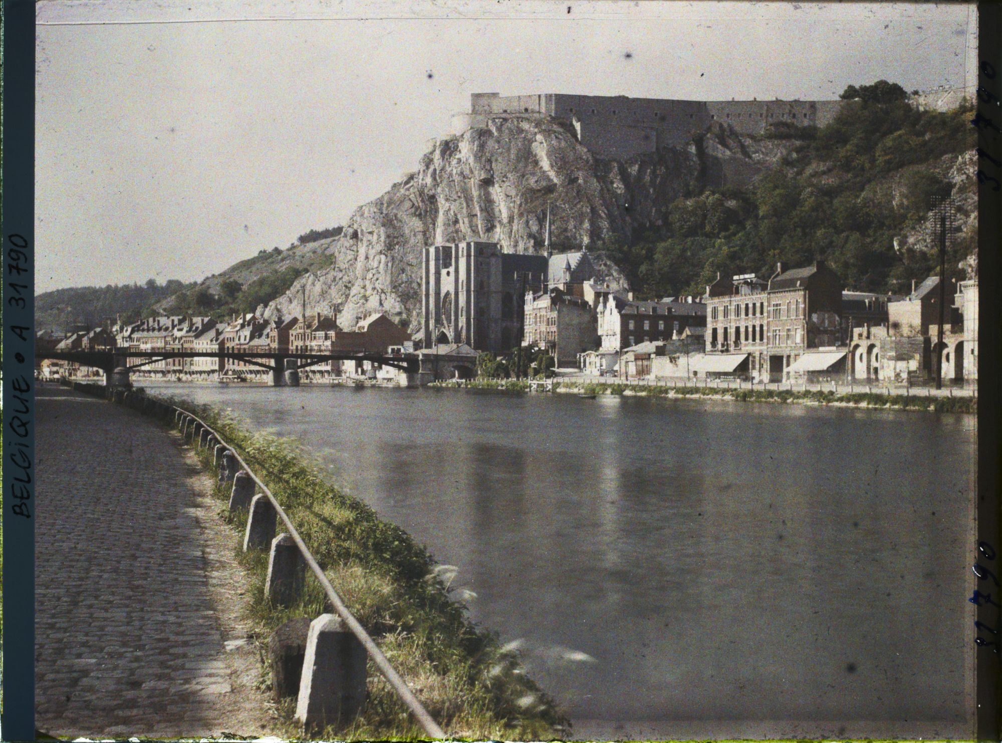 Image représentant Belgique, Dinant, Vue Générale vers la Citadelle