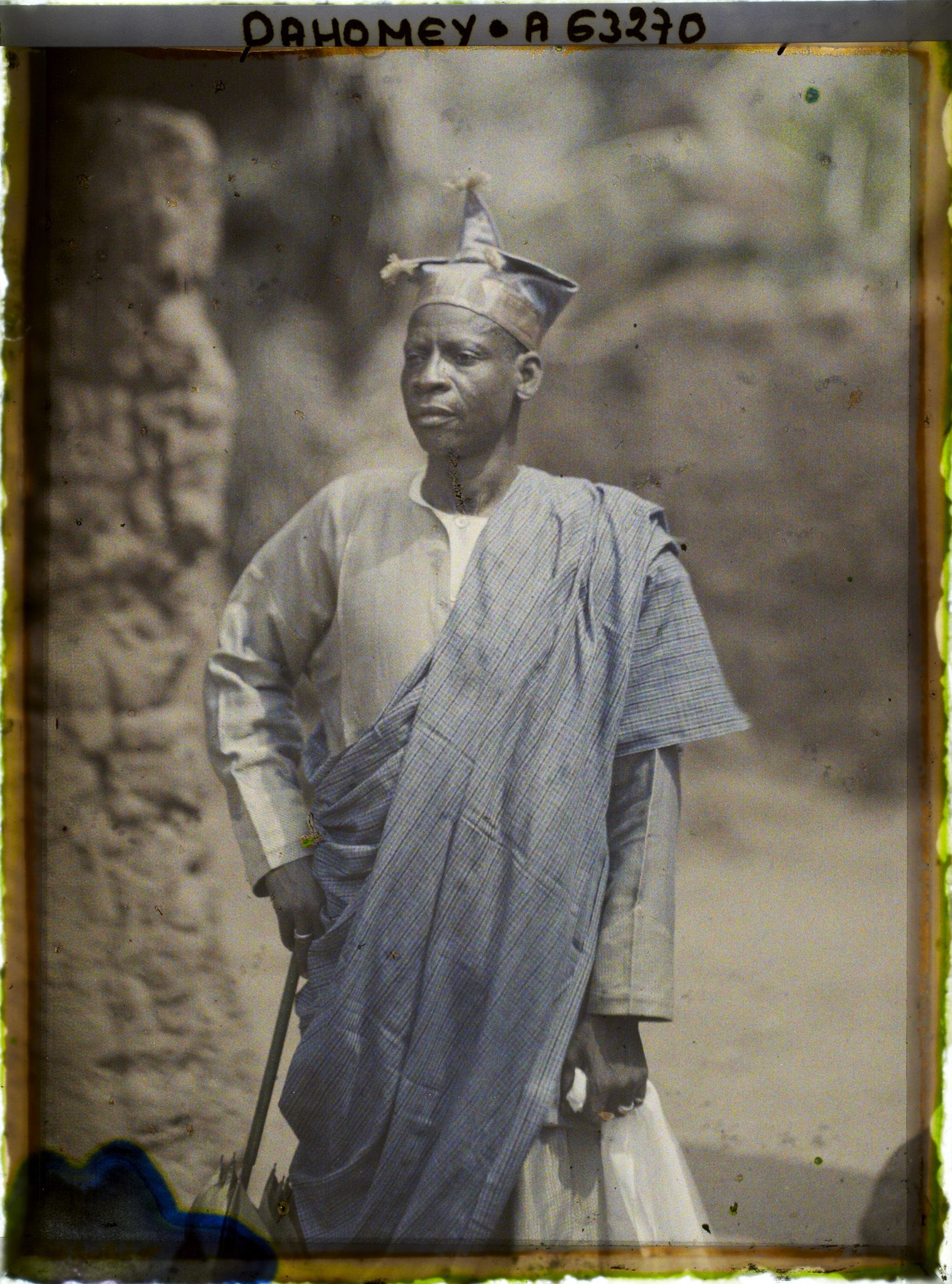 Image représentant Le chef féticheur du Serpent, prêtre au culte de Dangbé