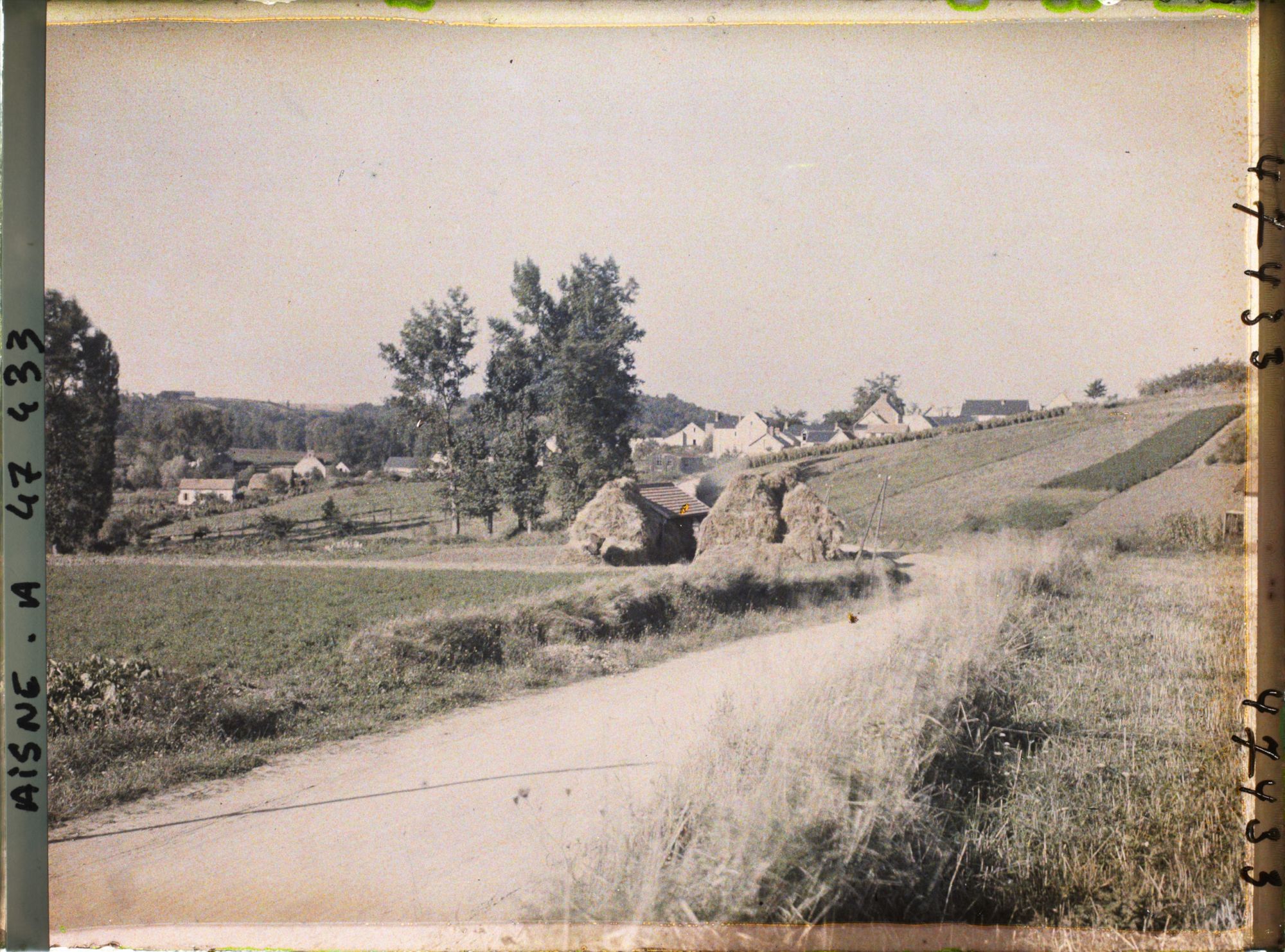 Image représentant France, Chivres, Vue Gle du Village