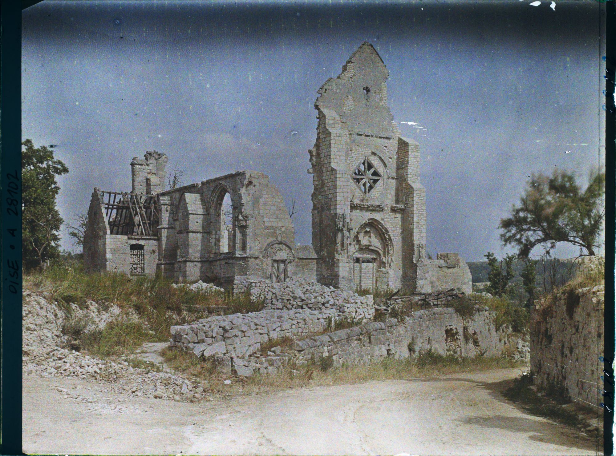 Image représentant France, Autrèsches, L'Eglise