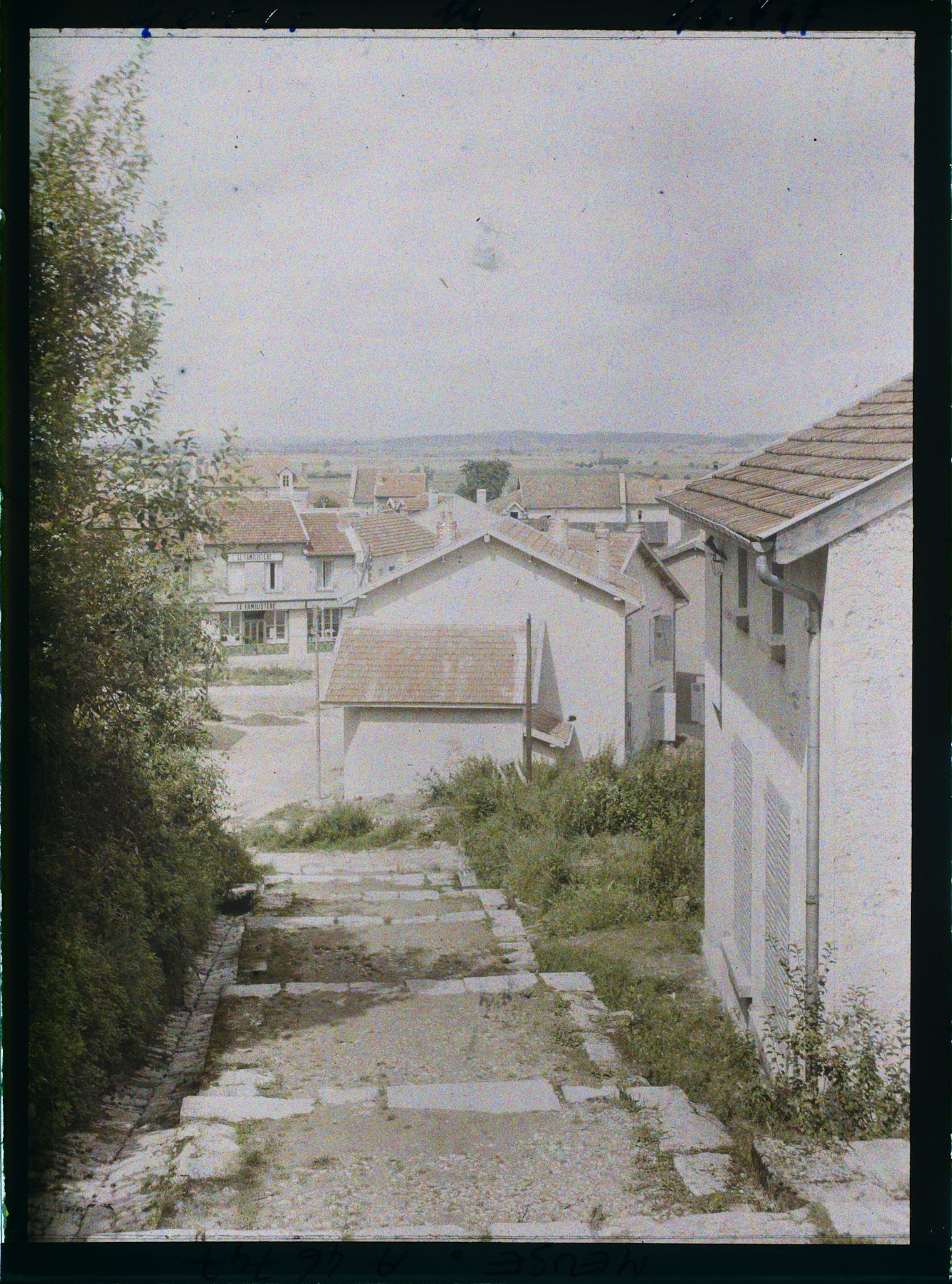 Image représentant France, Clermont en Argonne (Meuse), Chemin de l'Eglise